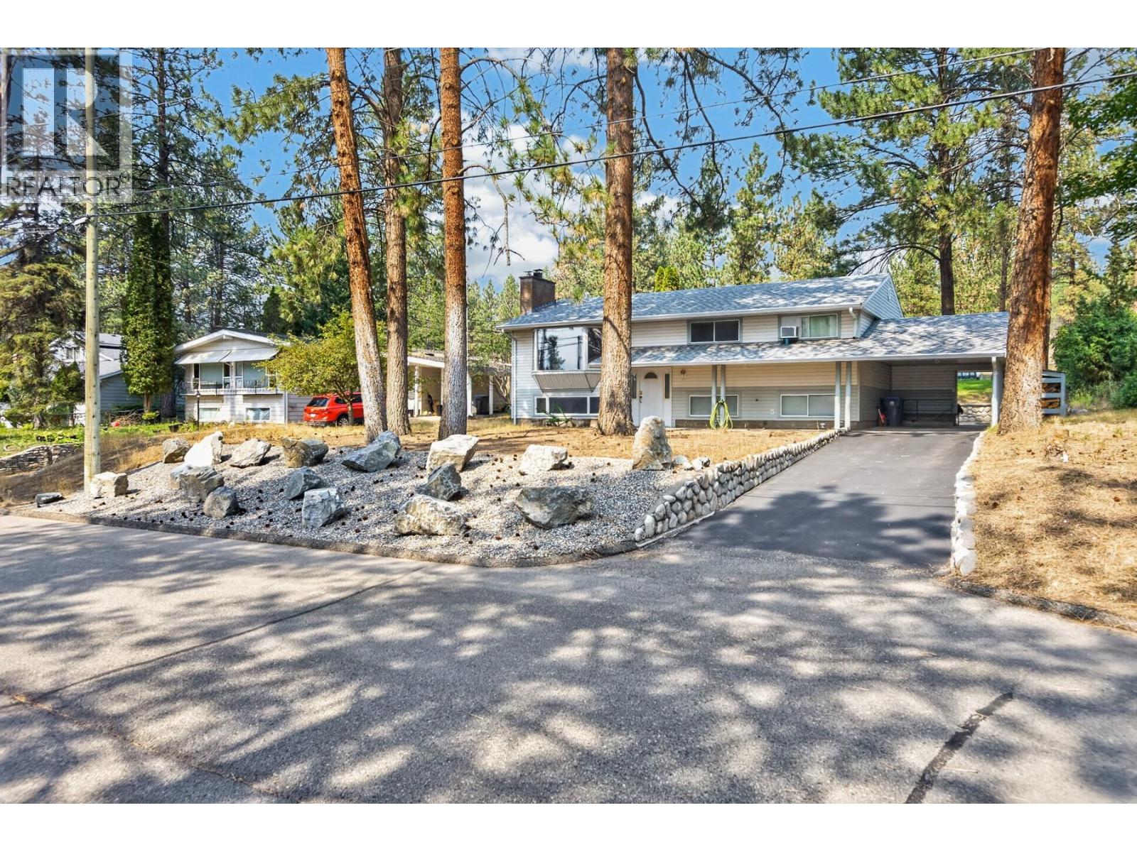 2063 Castillou Crescent, Merritt, British Columbia  V1K 1H8 - Photo 1 - 10398560