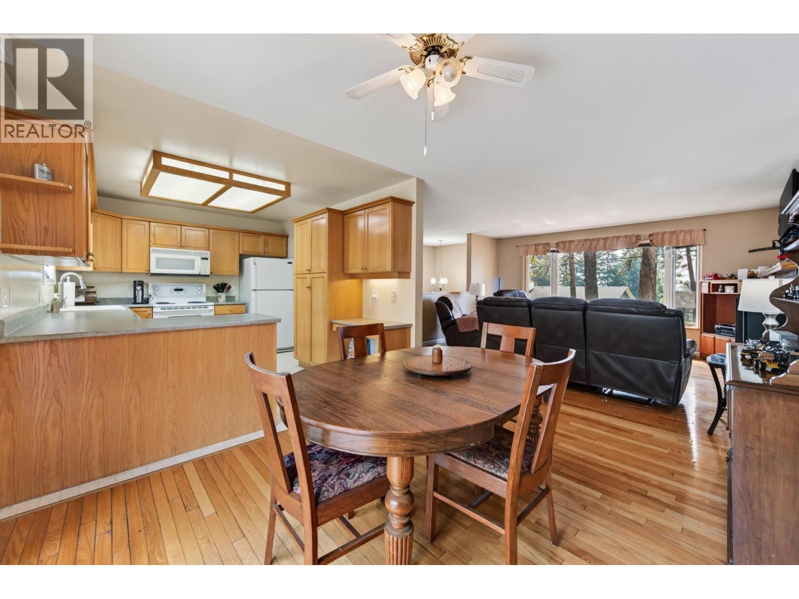 2063 Castillou Crescent, Merritt, British Columbia  V1K 1H8 - Photo 15 - 10398560