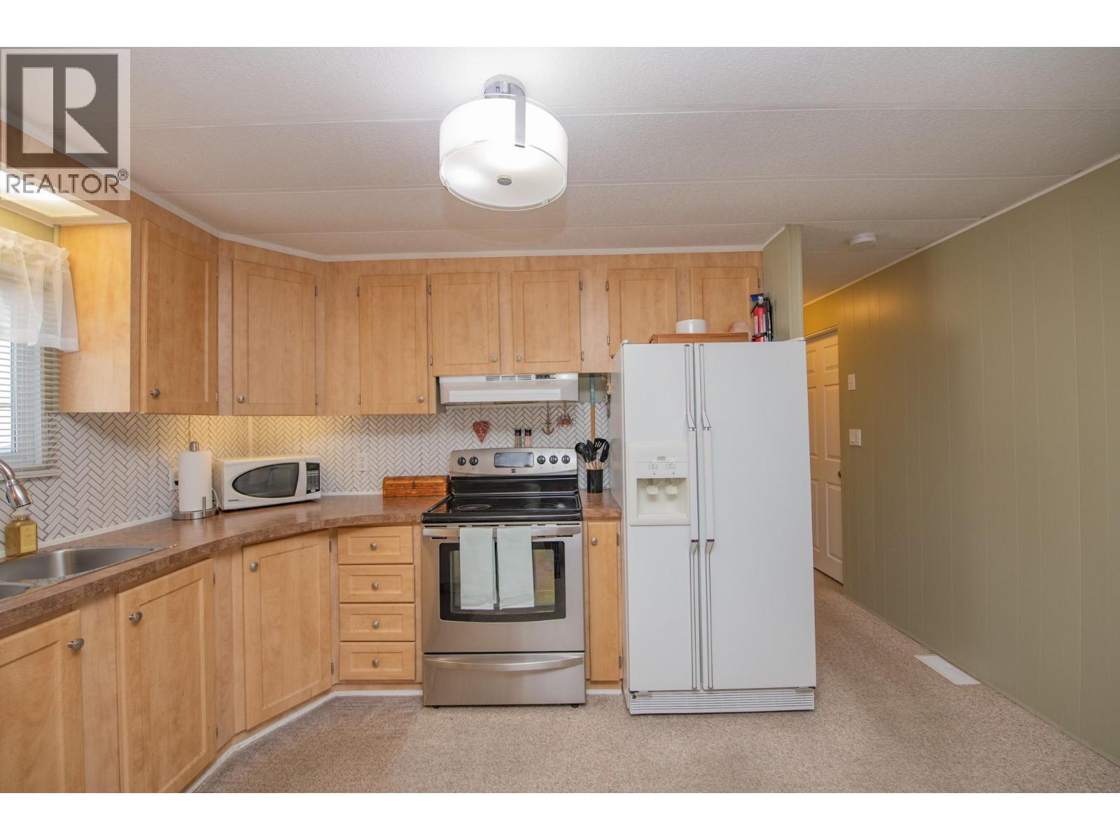 15401 Kalamalka Lake Road Unit# 3a, Coldstream, British Columbia  V1B 1Z3 - Photo 14 - 10399029