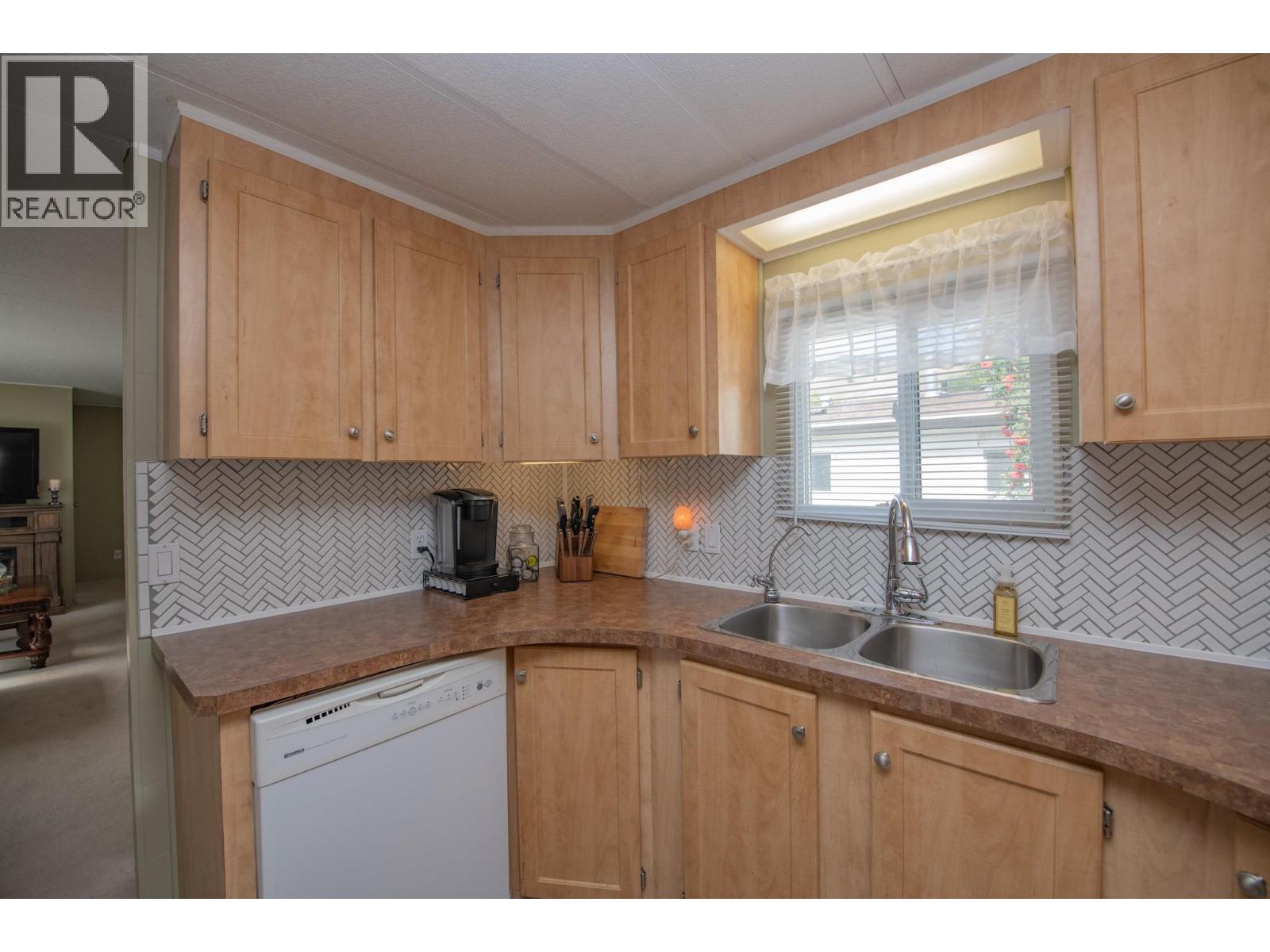 15401 Kalamalka Lake Road Unit# 3a, Coldstream, British Columbia  V1B 1Z3 - Photo 16 - 10399029