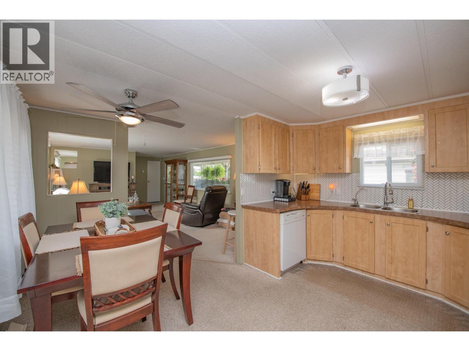15401 Kalamalka Lake Road Unit# 3a, Coldstream, British Columbia  V1B 1Z3 - Photo 17 - 10399029