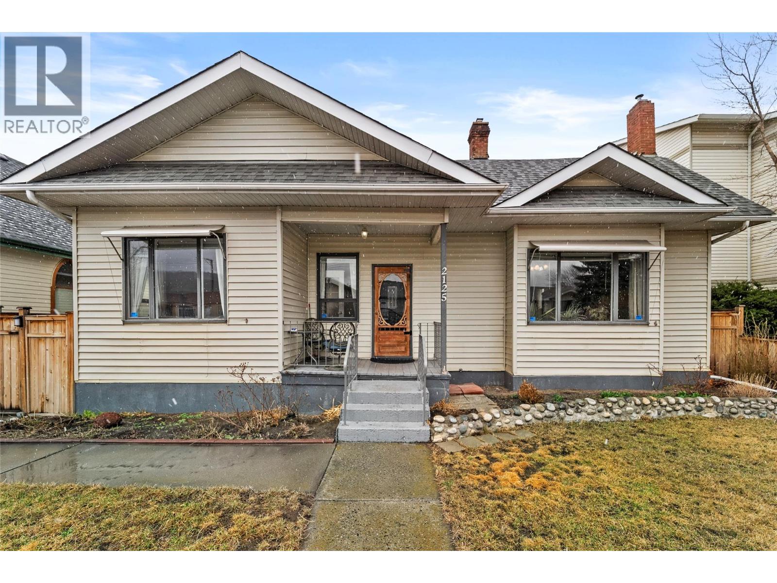 2125 Granite Avenue, Merritt, British Columbia  V1K 1B8 - Photo 2 - 10399028