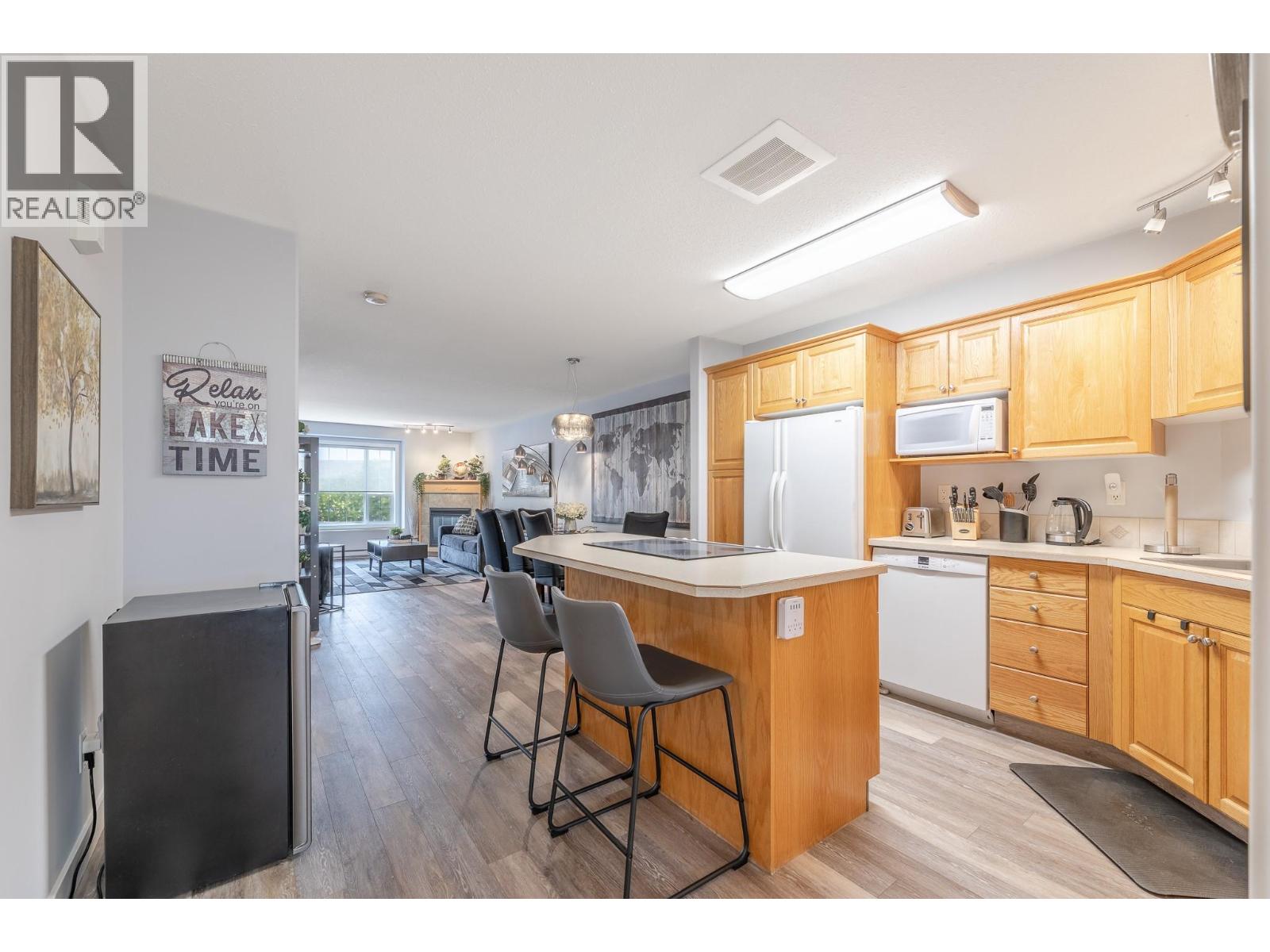 850 Railway Lane Unit# 203, Okanagan Falls, British Columbia  V0H 1R4 - Photo 11 - 10398977