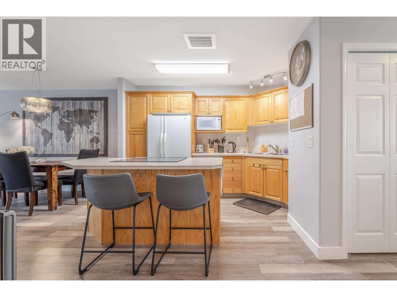 850 Railway Lane Unit# 203, Okanagan Falls, British Columbia  V0H 1R4 - Photo 17 - 10398977
