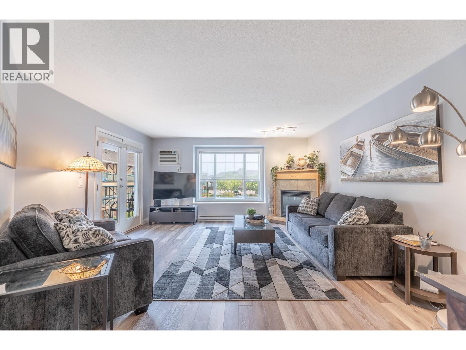 850 Railway Lane Unit# 203, Okanagan Falls, British Columbia  V0H 1R4 - Photo 4 - 10398977