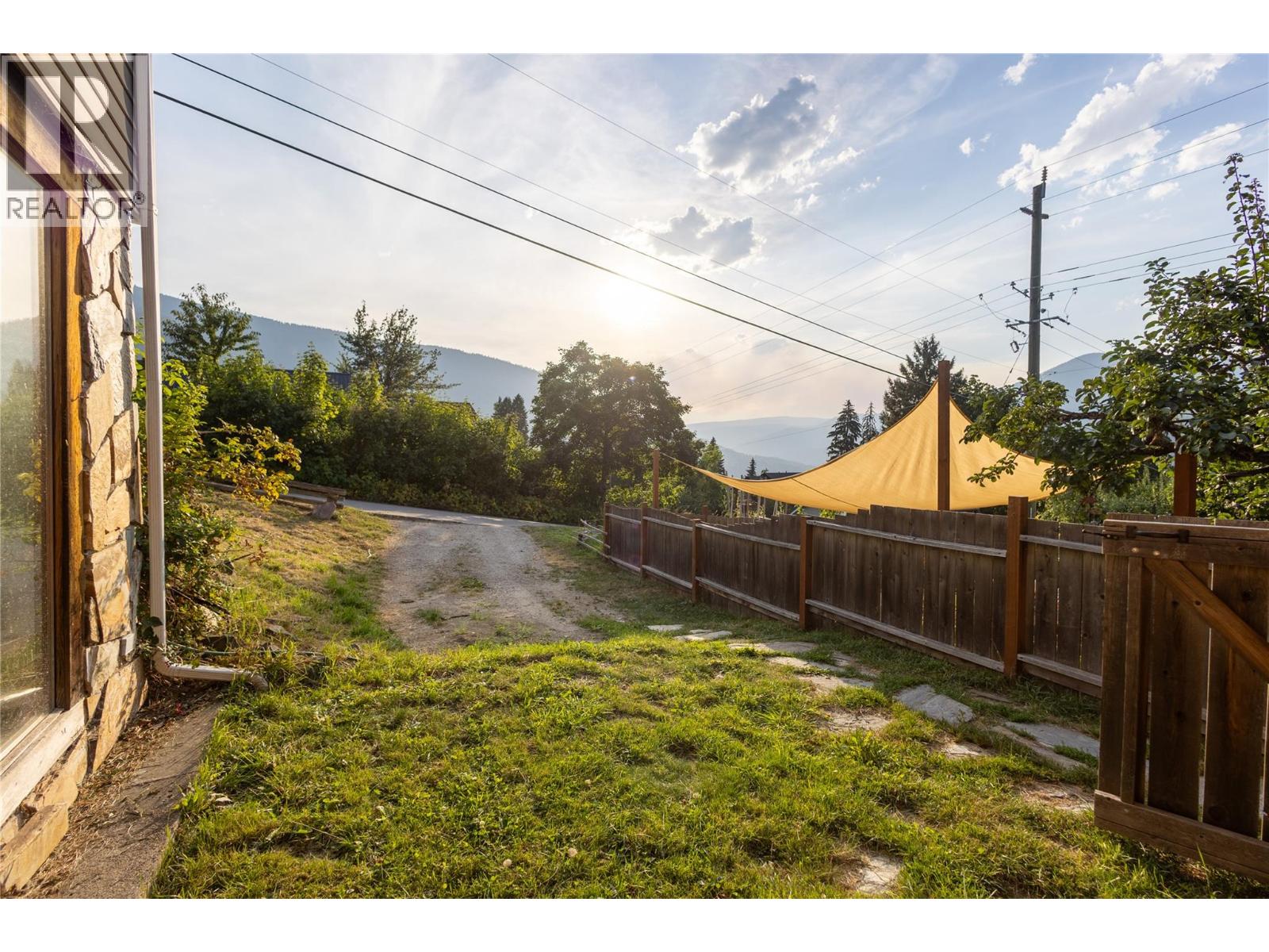 601 Richards Street, Nelson, British Columbia  V1L 5K4 - Photo 27 - 10398928