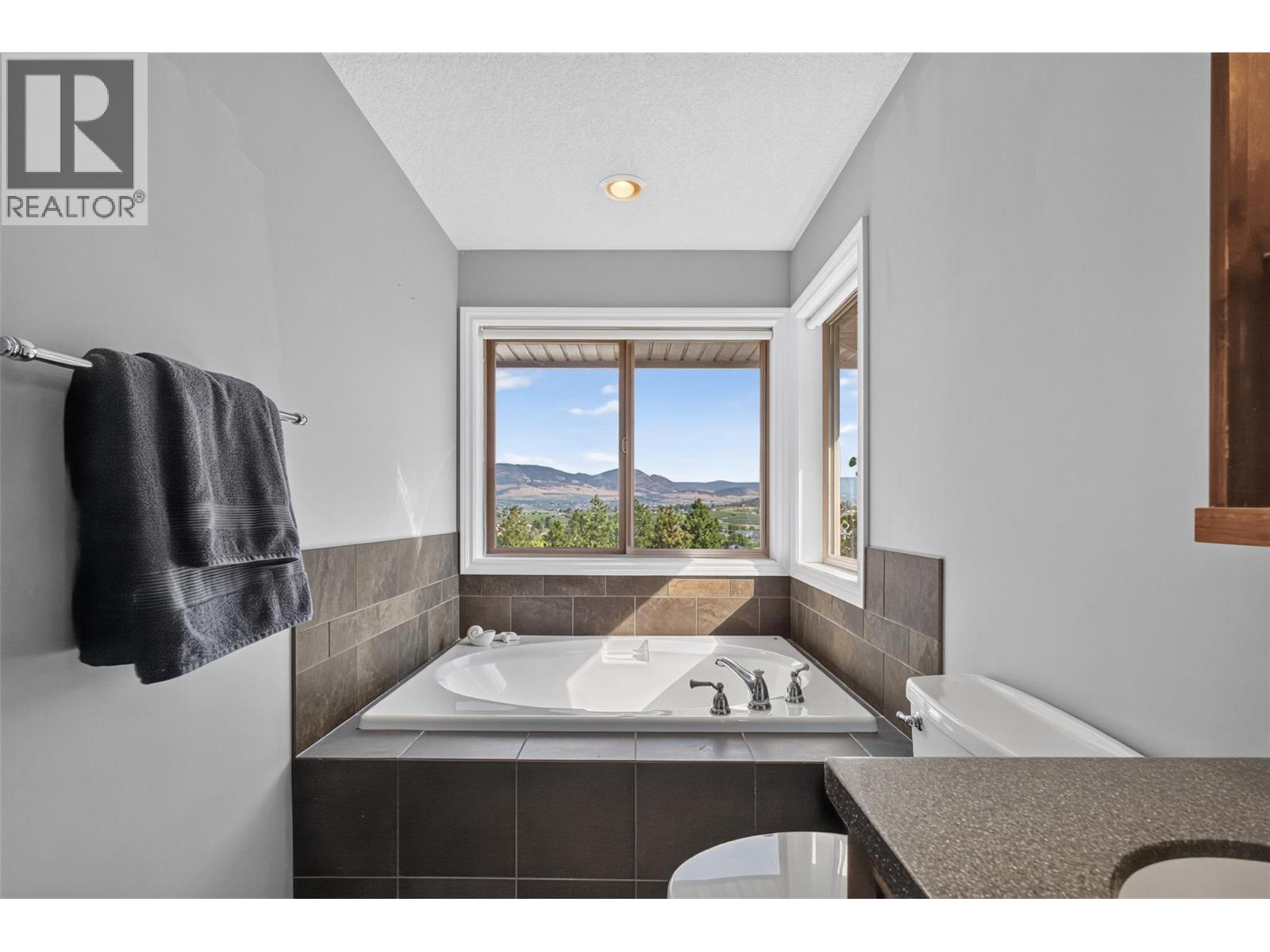 155 Terrace Hill Court, Kelowna, British Columbia  V1V 2T2 - Photo 44 - 10398847