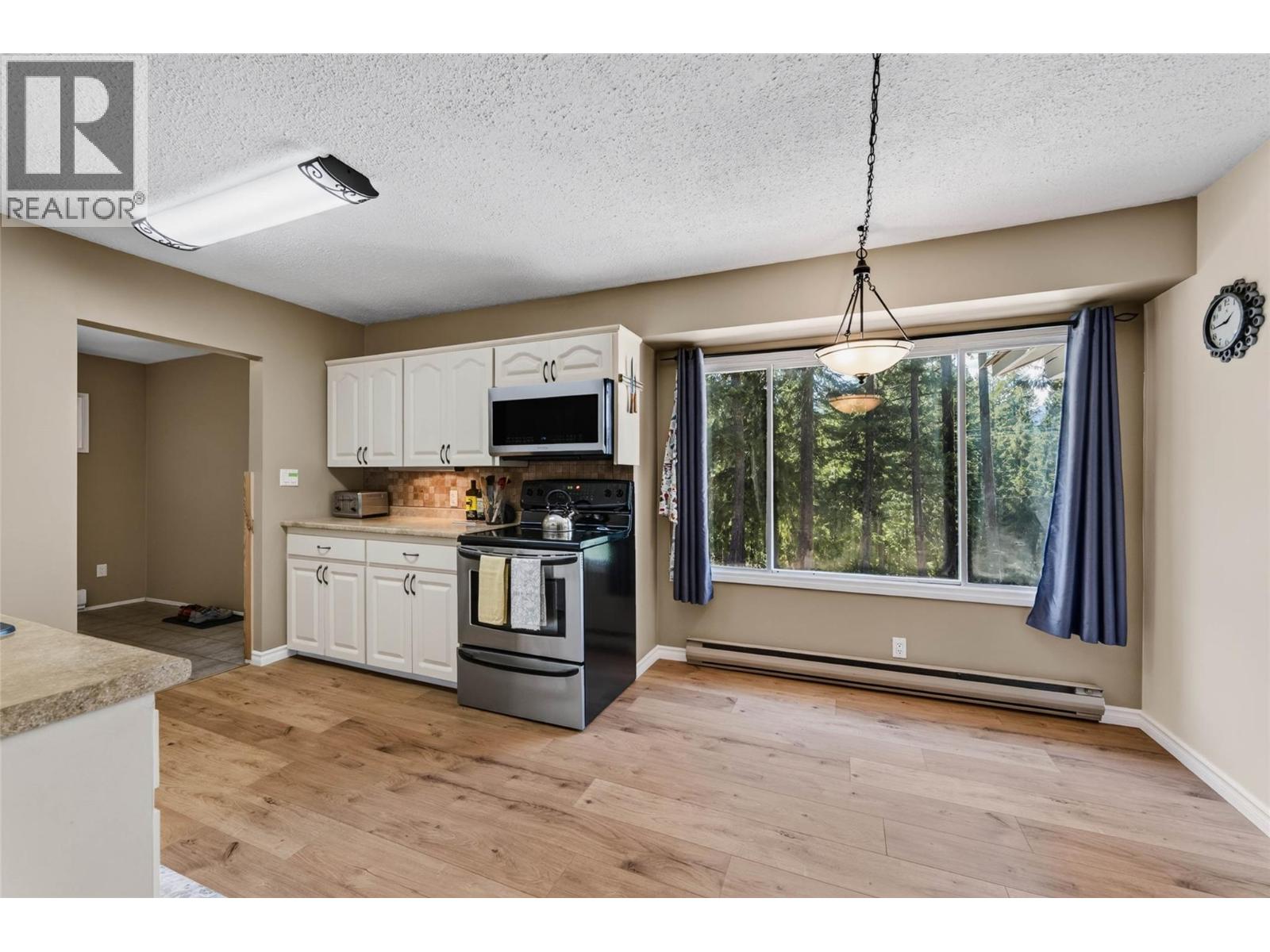 852 Riondel Road, Riondel, British Columbia  V0B 1X0 - Photo 20 - 10398571