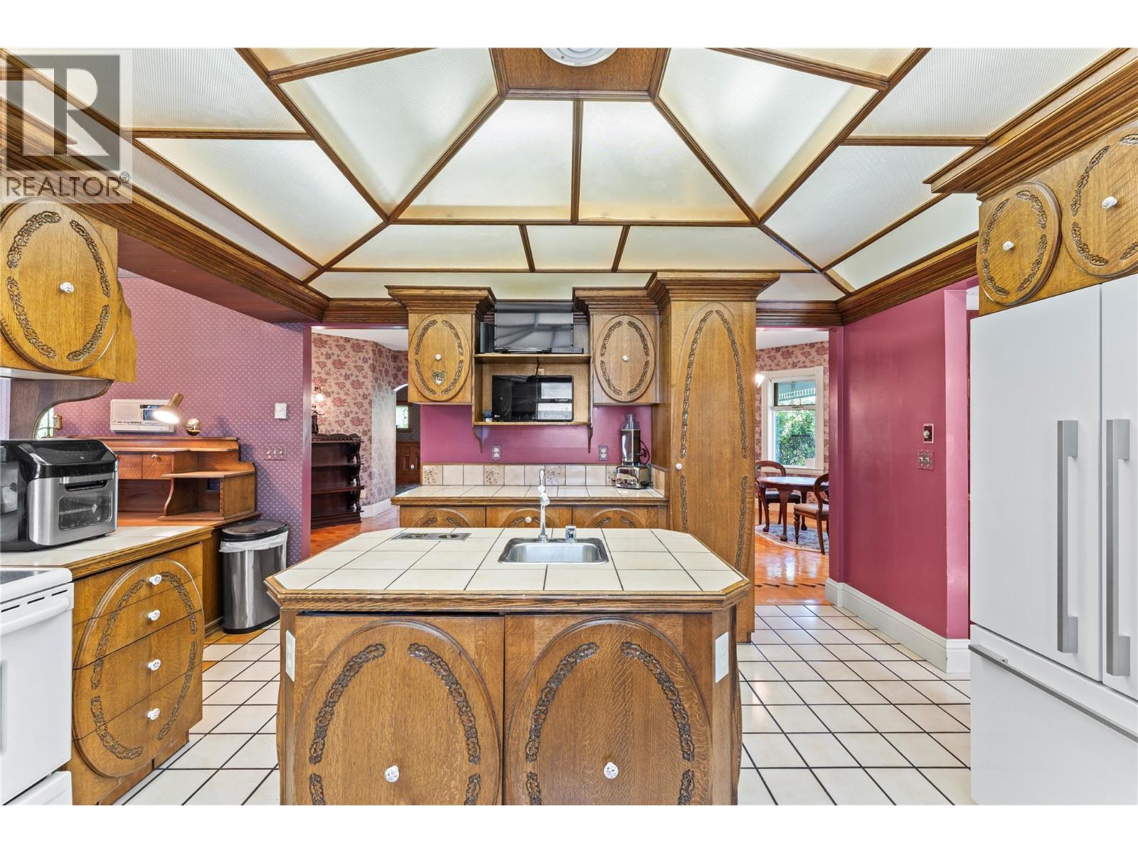 4345 June Springs Road, Kelowna, British Columbia  V1W 4C8 - Photo 15 - 10395937