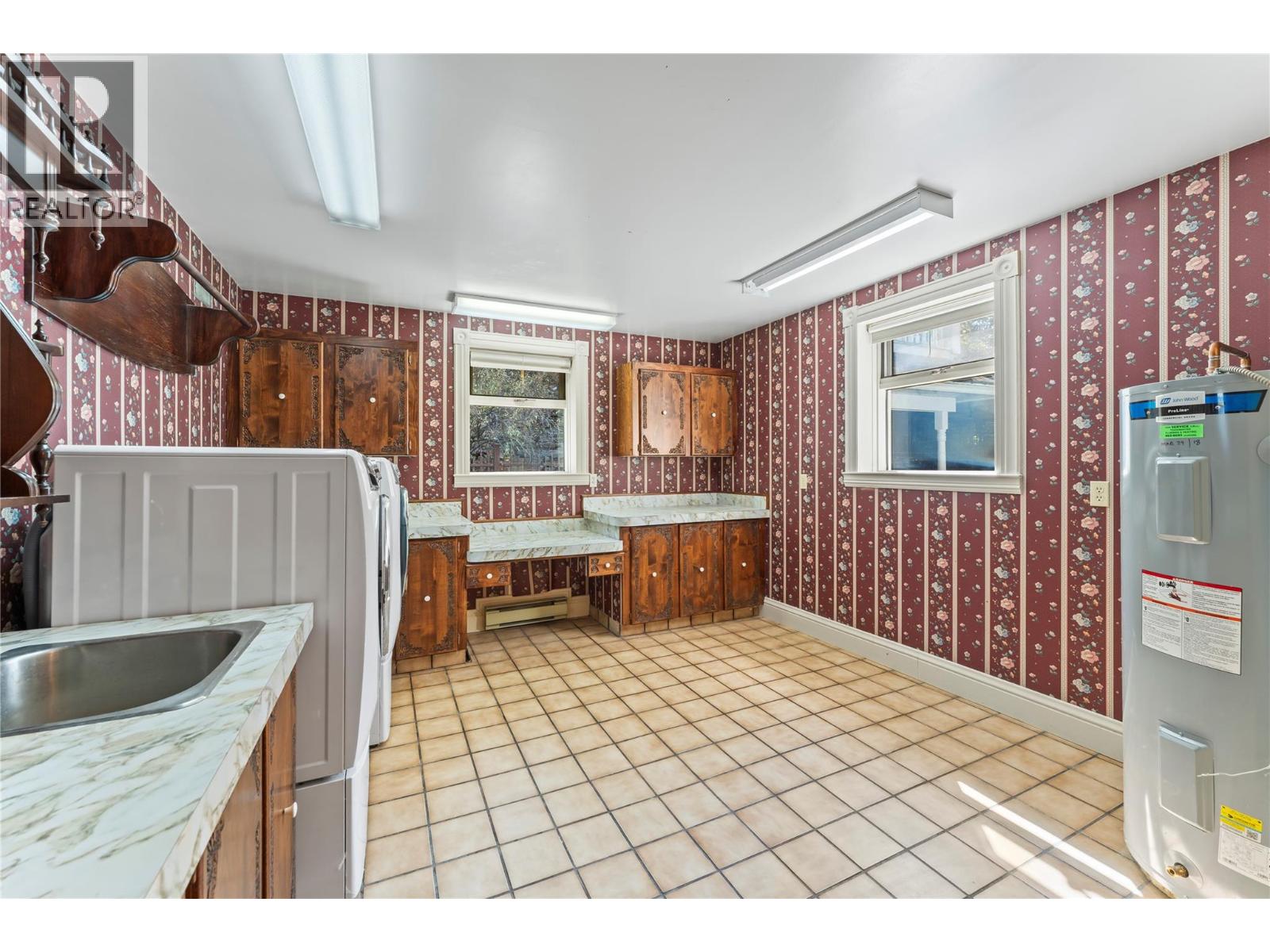 4345 June Springs Road, Kelowna, British Columbia  V1W 4C8 - Photo 29 - 10395937
