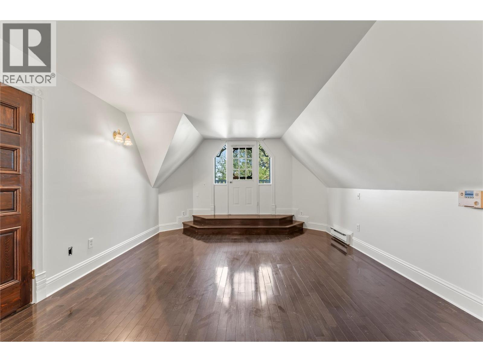 4345 June Springs Road, Kelowna, British Columbia  V1W 4C8 - Photo 32 - 10395937