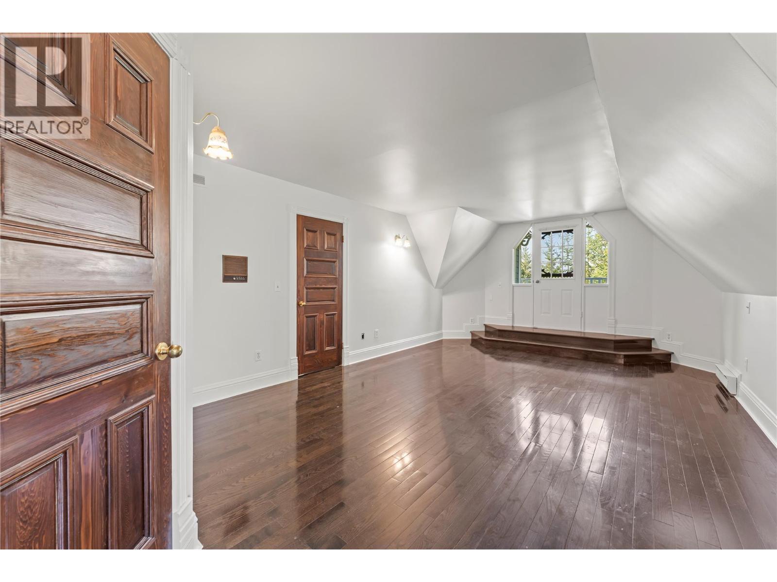 4345 June Springs Road, Kelowna, British Columbia  V1W 4C8 - Photo 33 - 10395937