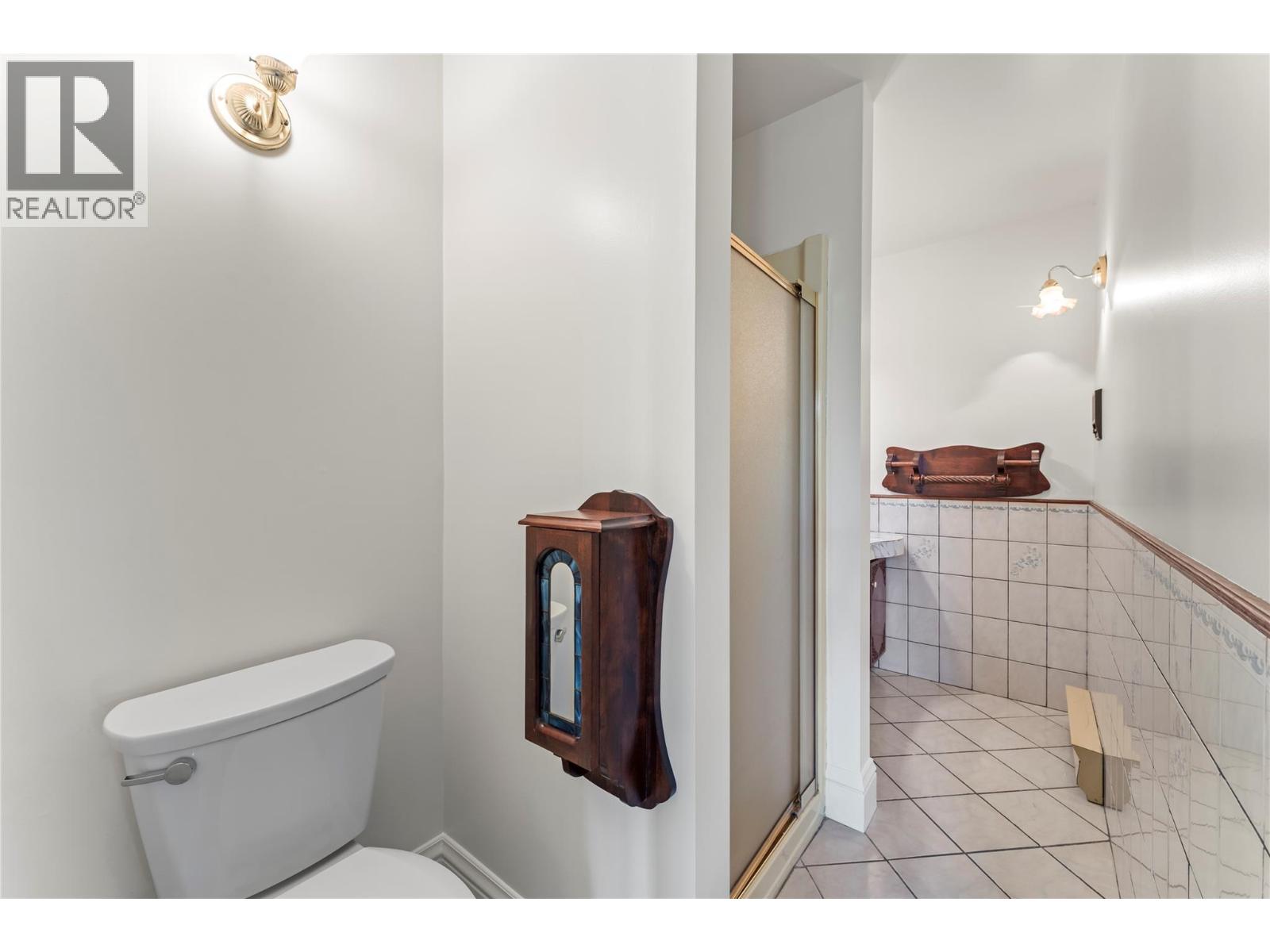 4345 June Springs Road, Kelowna, British Columbia  V1W 4C8 - Photo 36 - 10395937