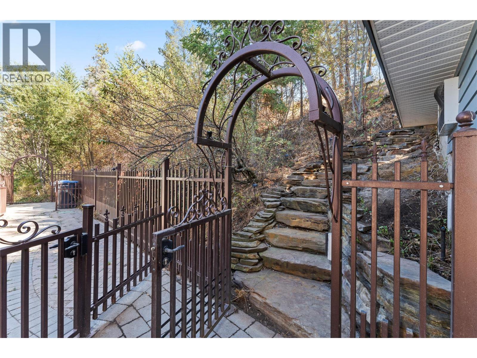 4345 June Springs Road, Kelowna, British Columbia  V1W 4C8 - Photo 85 - 10395937