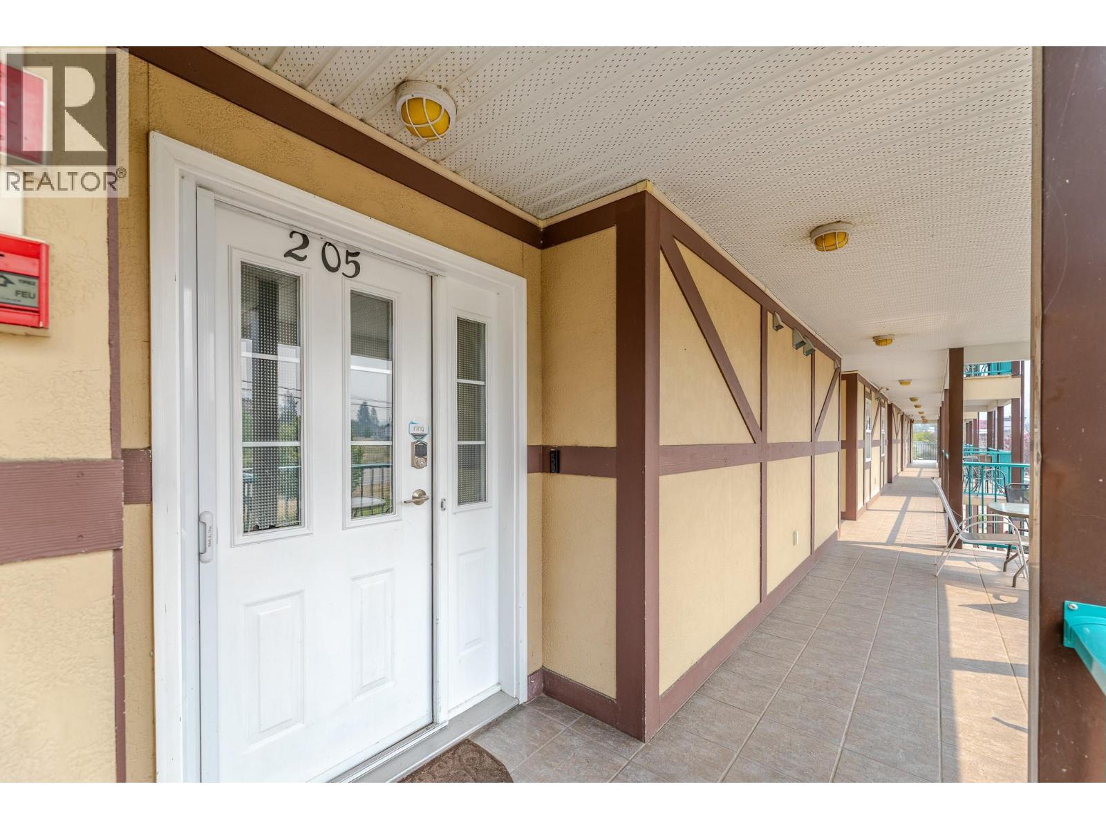 850 Railway Lane Unit# 205, Okanagan Falls, British Columbia  V0H 1R4 - Photo 3 - 10399022
