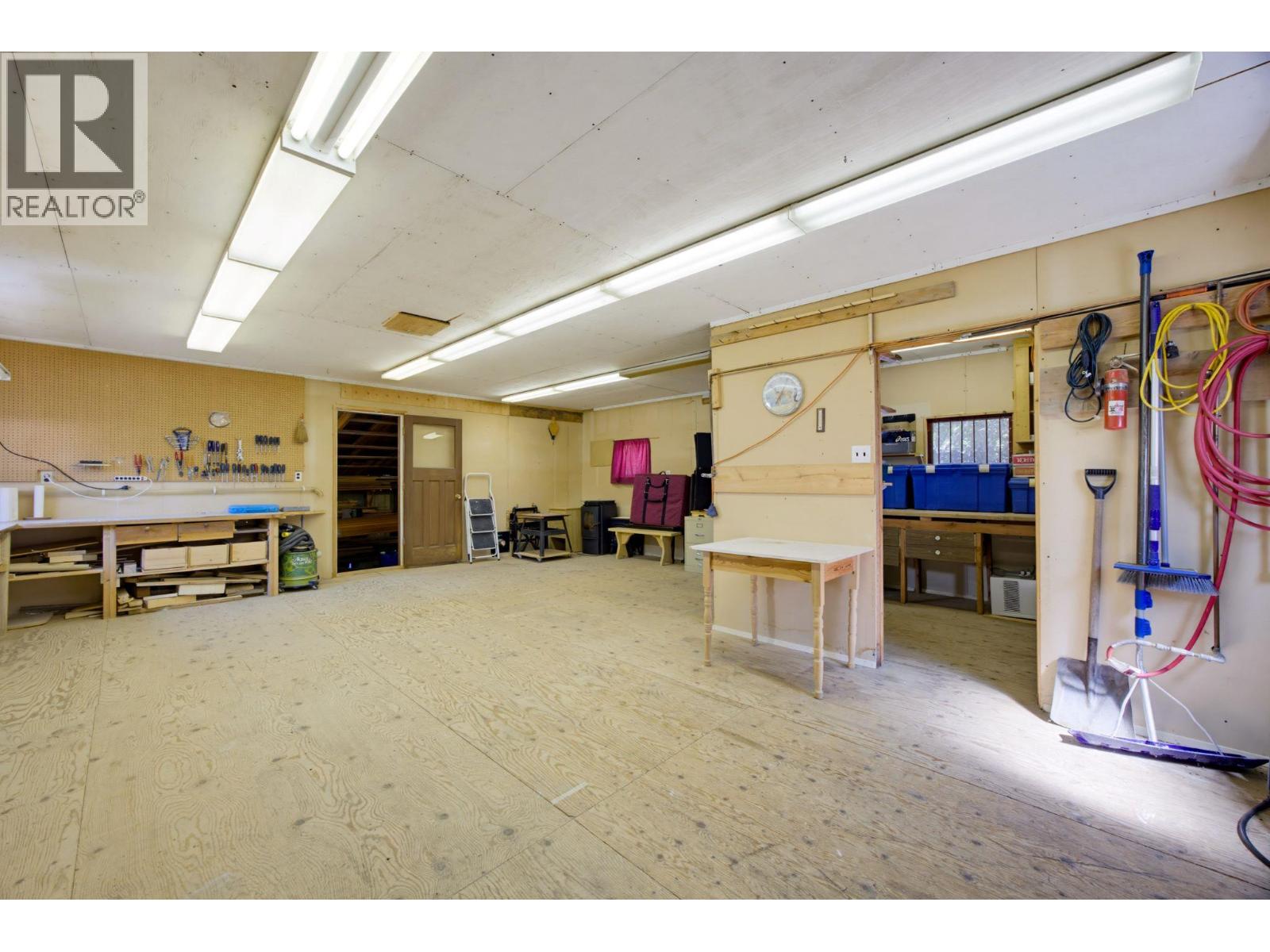 4264 Dunsmuir Road, Barriere, British Columbia  V0E 1E0 - Photo 19 - 10399052