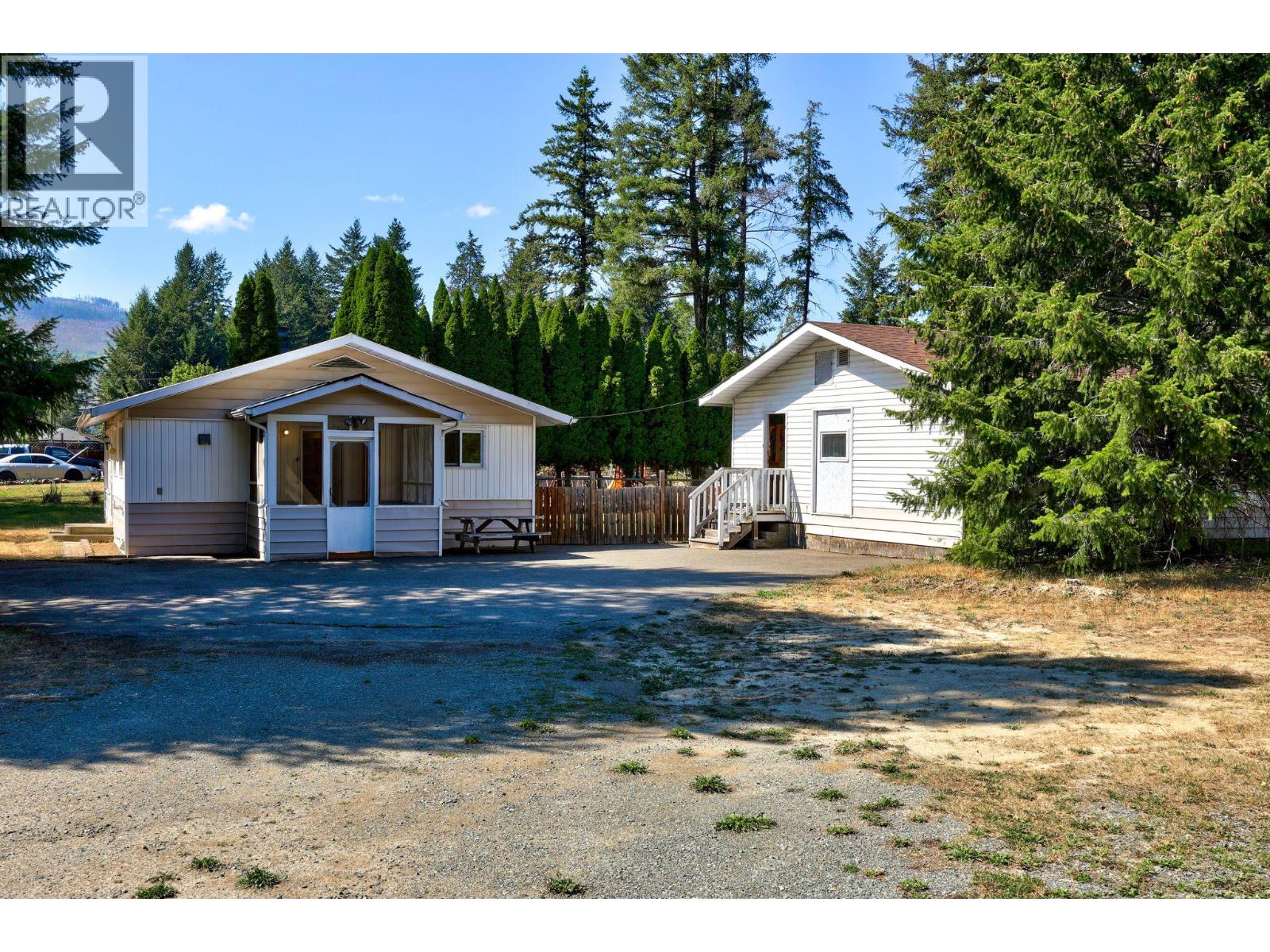 4264 Dunsmuir Road, Barriere, British Columbia  V0E 1E0 - Photo 3 - 10399052