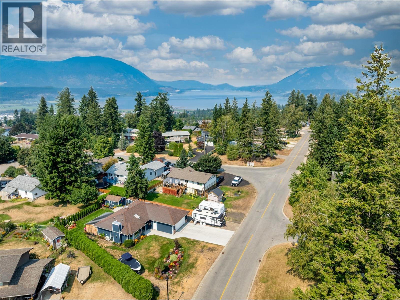 1571 17 Street Se, Salmon Arm, British Columbia  V1E 2M6 - Photo 11 - 10399045