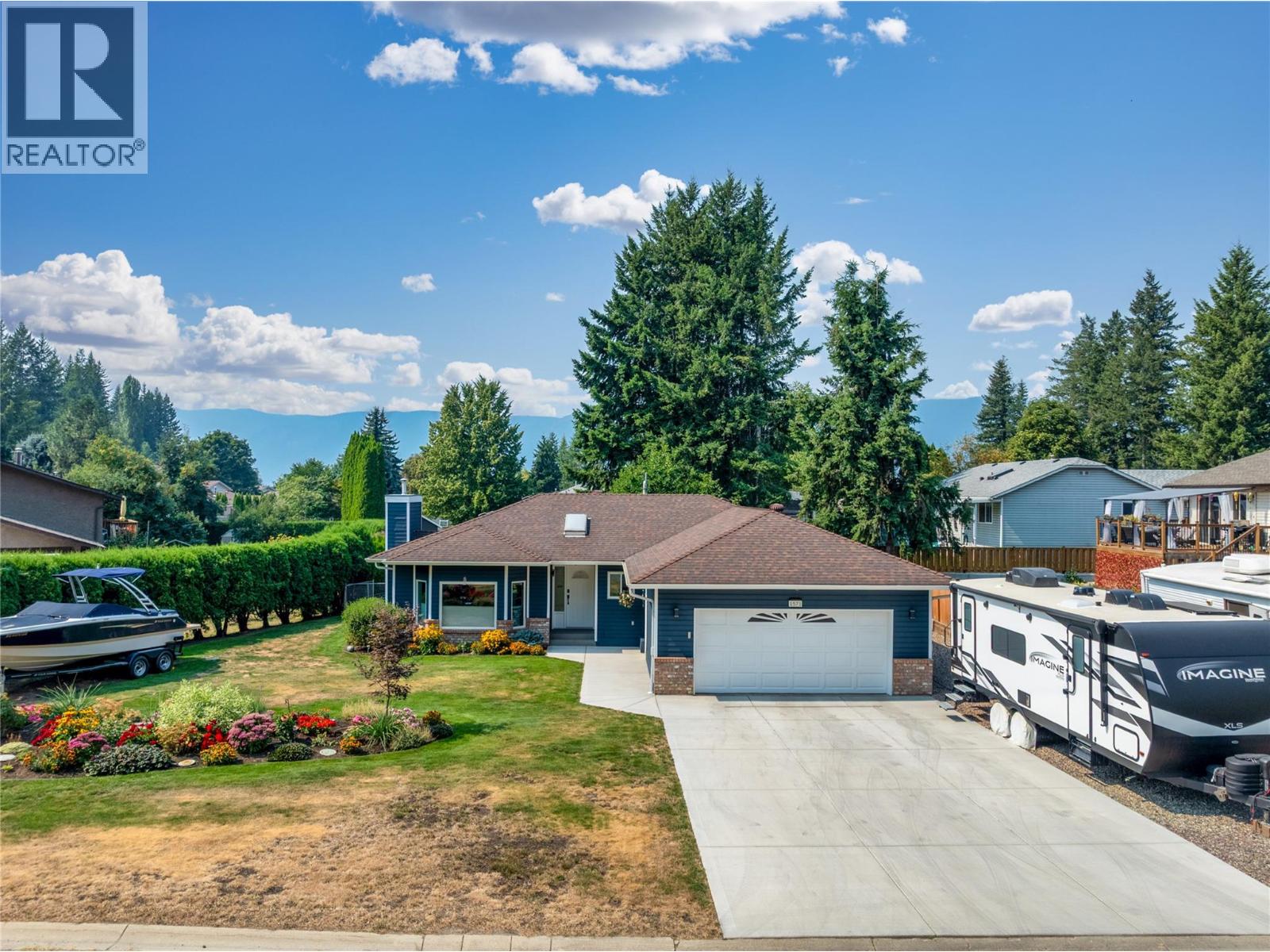 1571 17 Street Se, Salmon Arm, British Columbia  V1E 2M6 - Photo 3 - 10399045