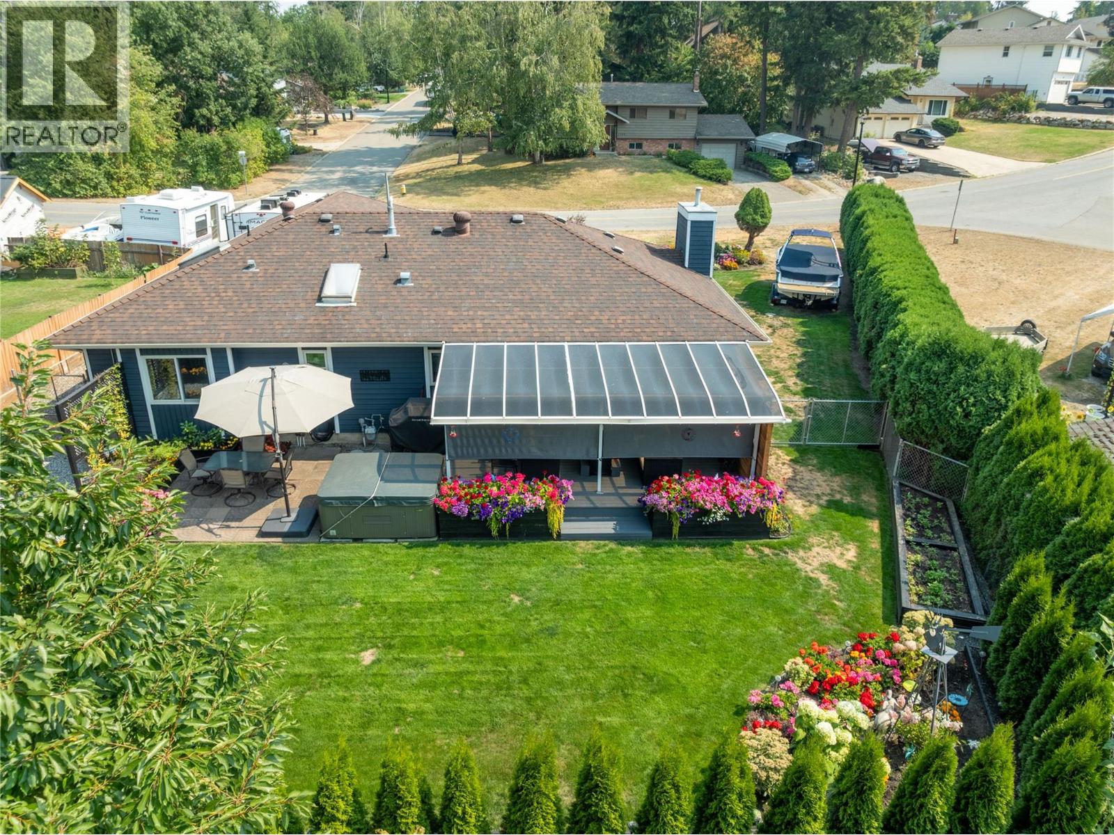 1571 17 Street Se, Salmon Arm, British Columbia  V1E 2M6 - Photo 9 - 10399045