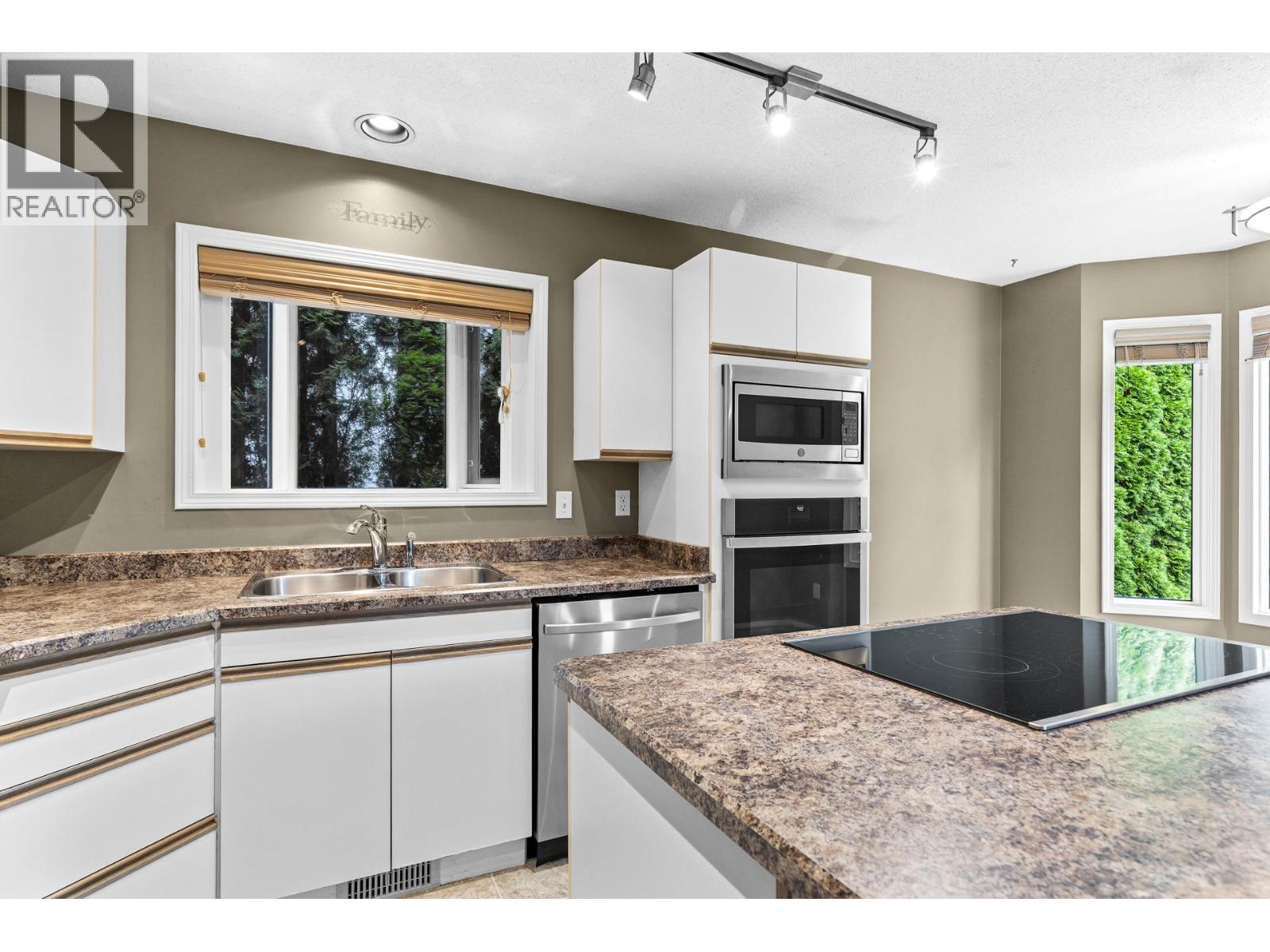602 Willms Road, Kelowna, British Columbia  V1W 1B6 - Photo 12 - 10397792