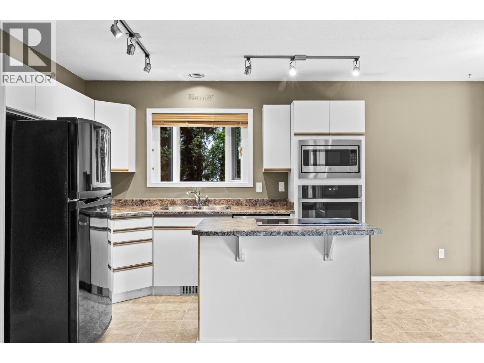 602 Willms Road, Kelowna, British Columbia  V1W 1B6 - Photo 14 - 10397792