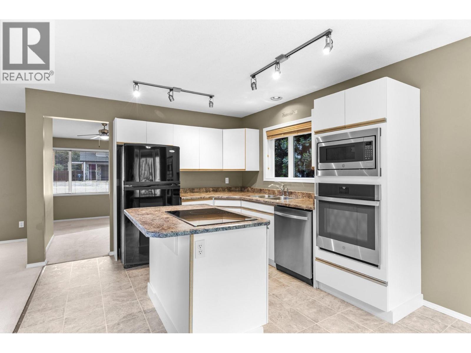 602 Willms Road, Kelowna, British Columbia  V1W 1B6 - Photo 15 - 10397792