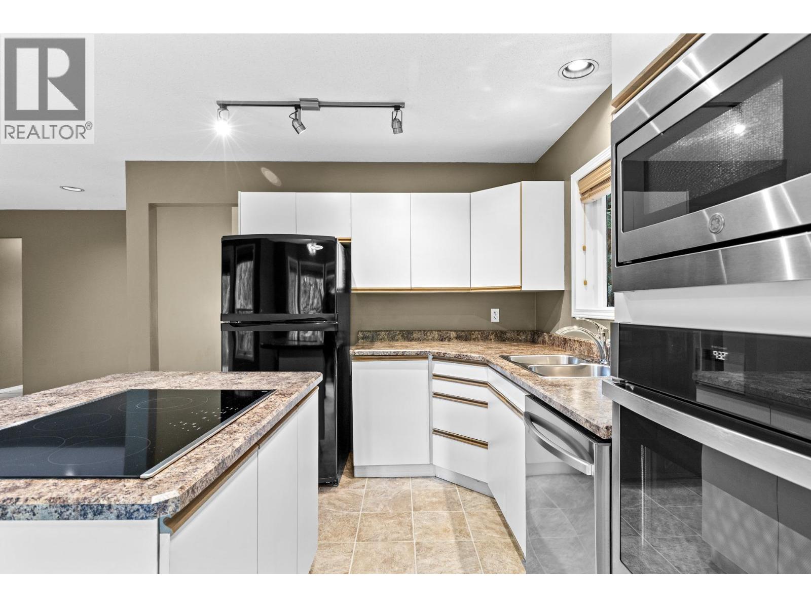 602 Willms Road, Kelowna, British Columbia  V1W 1B6 - Photo 16 - 10397792