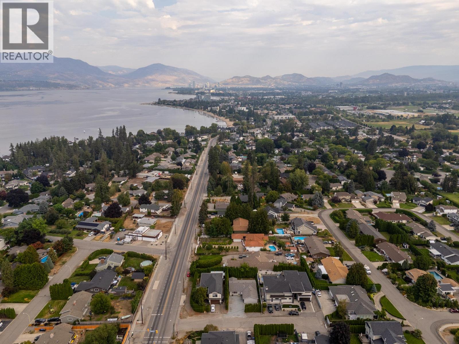 602 Willms Road, Kelowna, British Columbia  V1W 1B6 - Photo 2 - 10397792