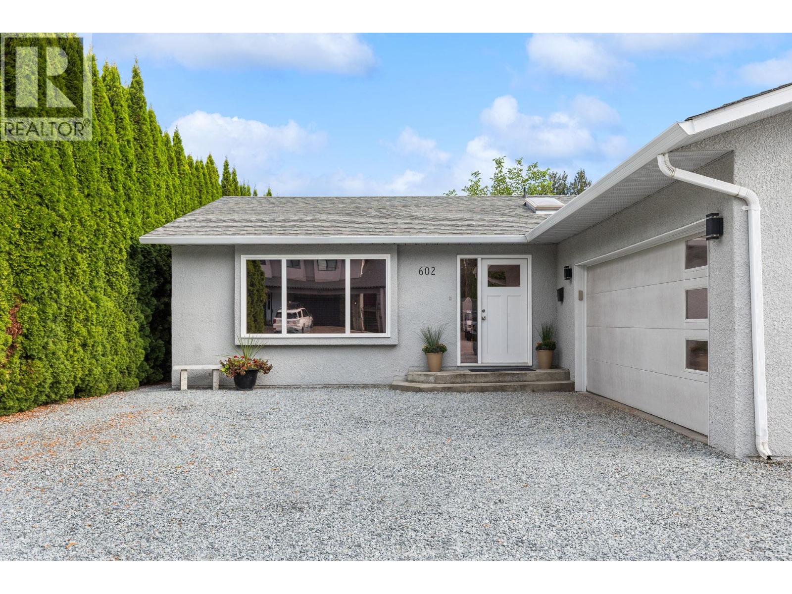 602 Willms Road, Kelowna, British Columbia  V1W 1B6 - Photo 3 - 10397792