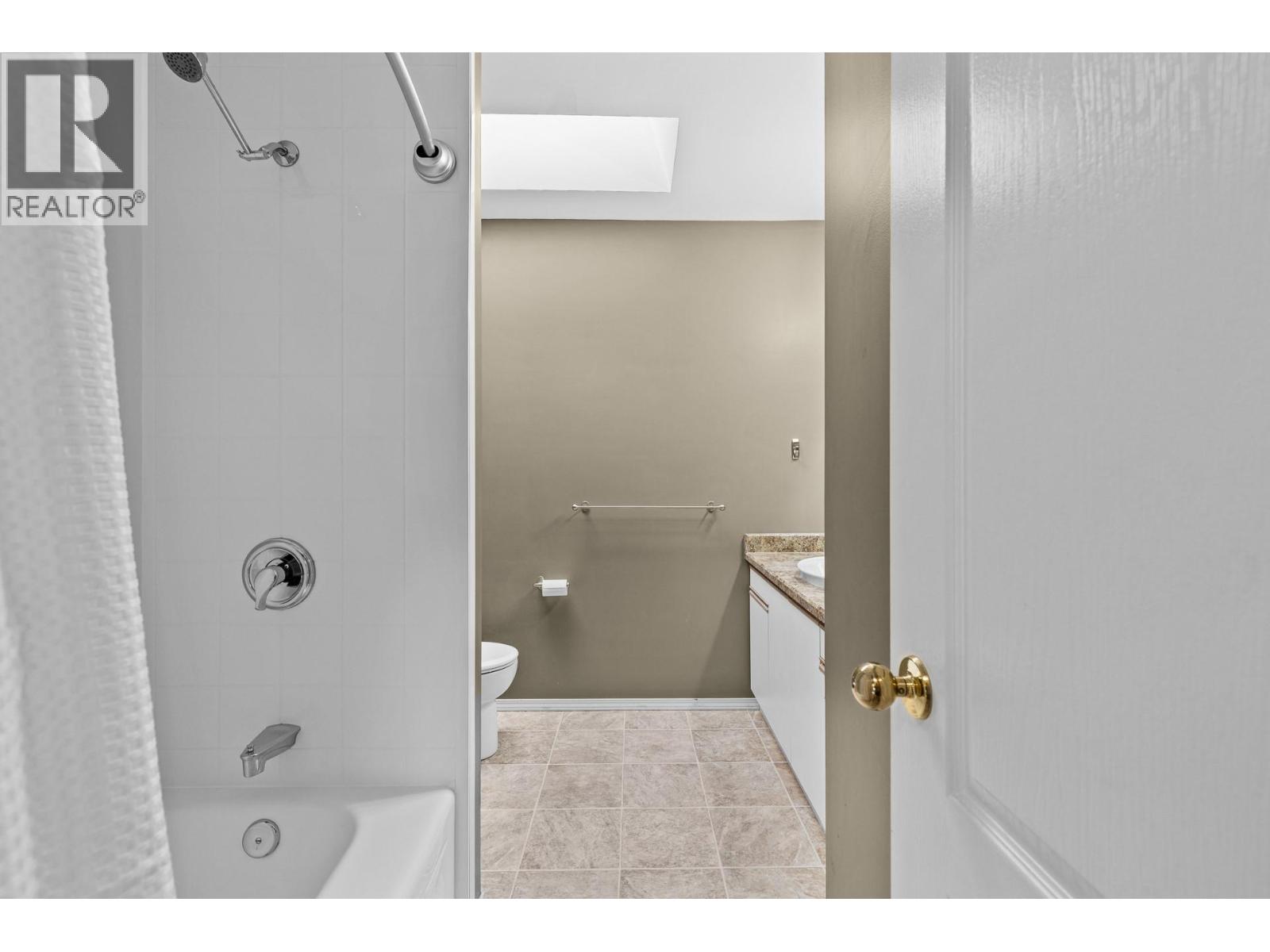 602 Willms Road, Kelowna, British Columbia  V1W 1B6 - Photo 32 - 10397792