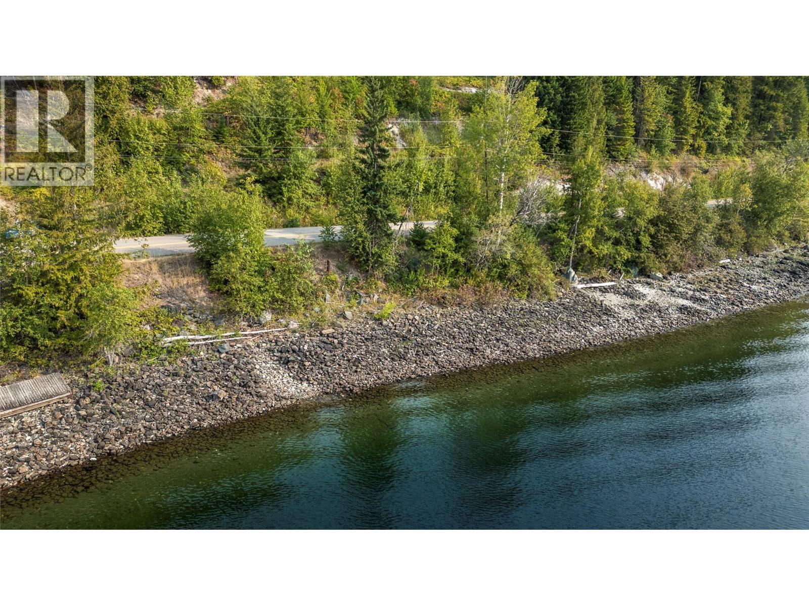 8021 Squilax-Anglemont Road, Anglemont, British Columbia  V0E 1M8 - Photo 13 - 10399023
