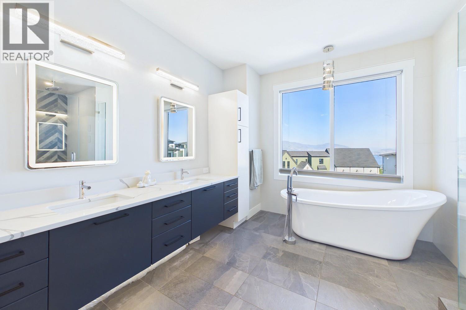 439 Redtail Court, Kelowna, British Columbia  V1W 0B1 - Photo 35 - 10398995