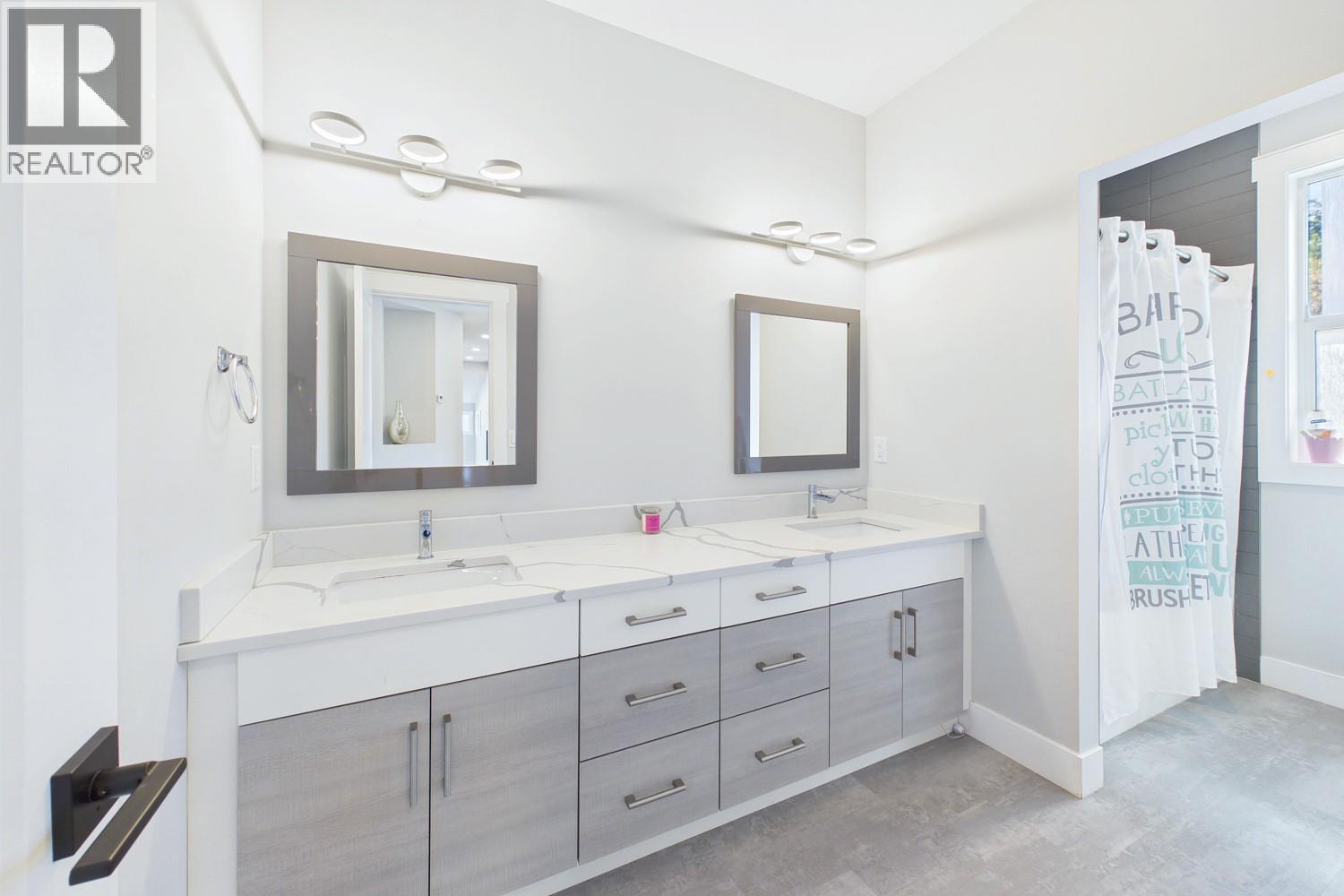 439 Redtail Court, Kelowna, British Columbia  V1W 0B1 - Photo 40 - 10398995