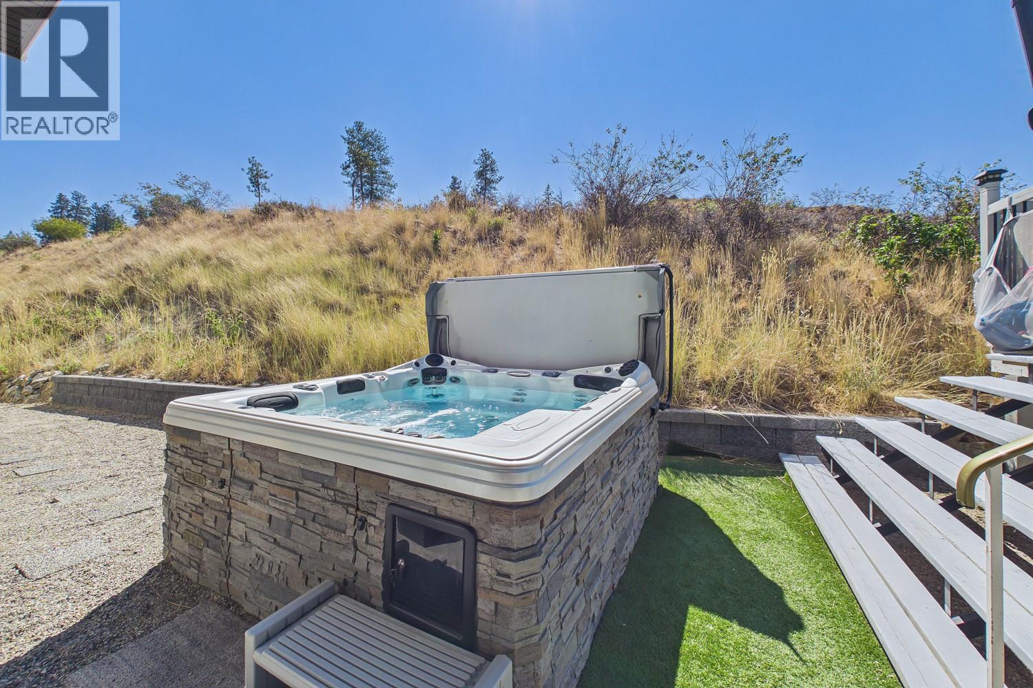 439 Redtail Court, Kelowna, British Columbia  V1W 0B1 - Photo 53 - 10398995