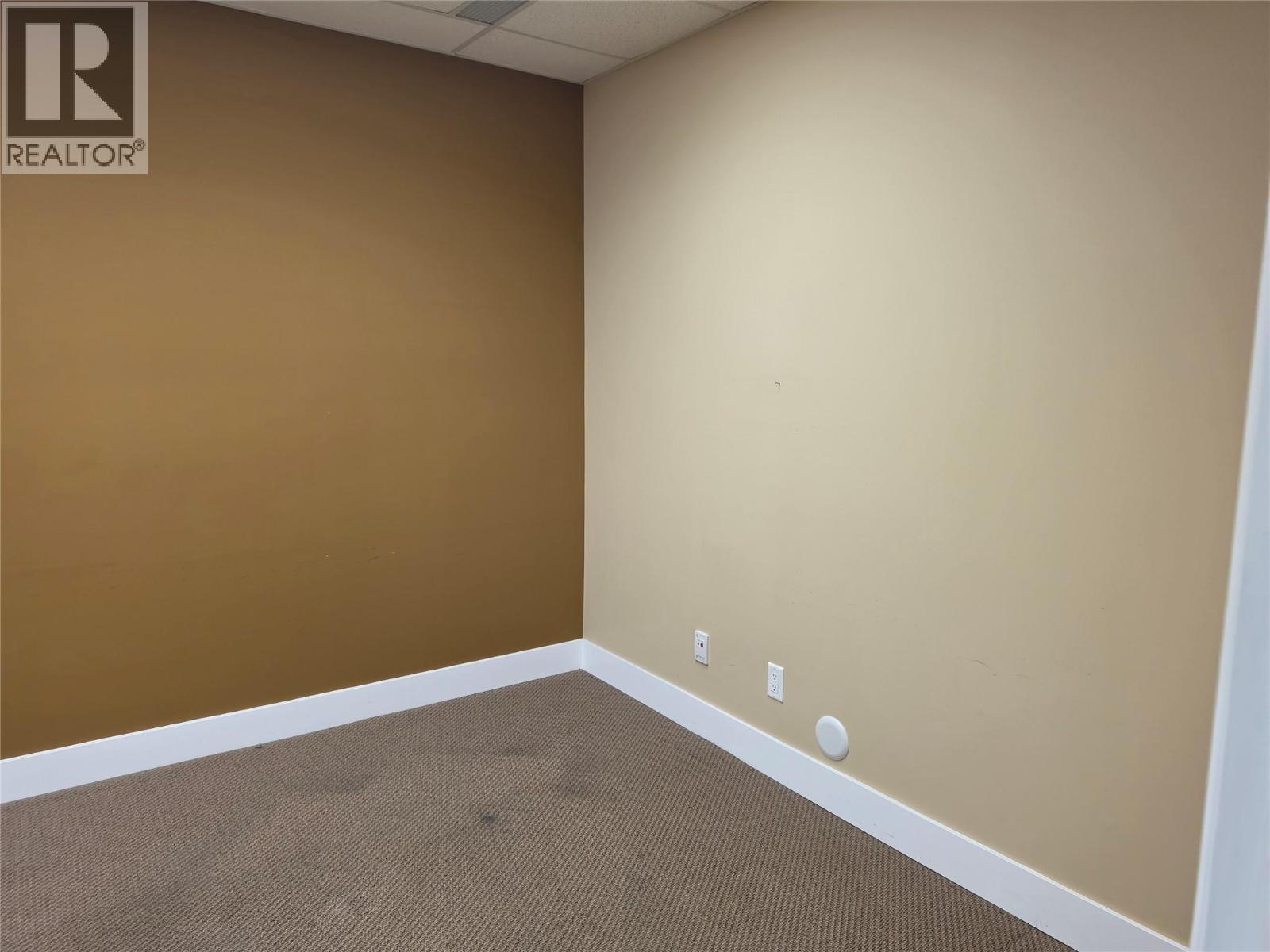 3209/3211 31 Avenue, Vernon, British Columbia  V1T 2H2 - Photo 9 - 10387598