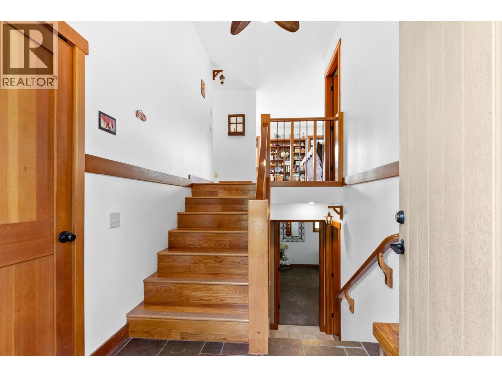 2504 Gould Road, Kamloops, British Columbia  V0E 3E1 - Photo 9 - 10398820