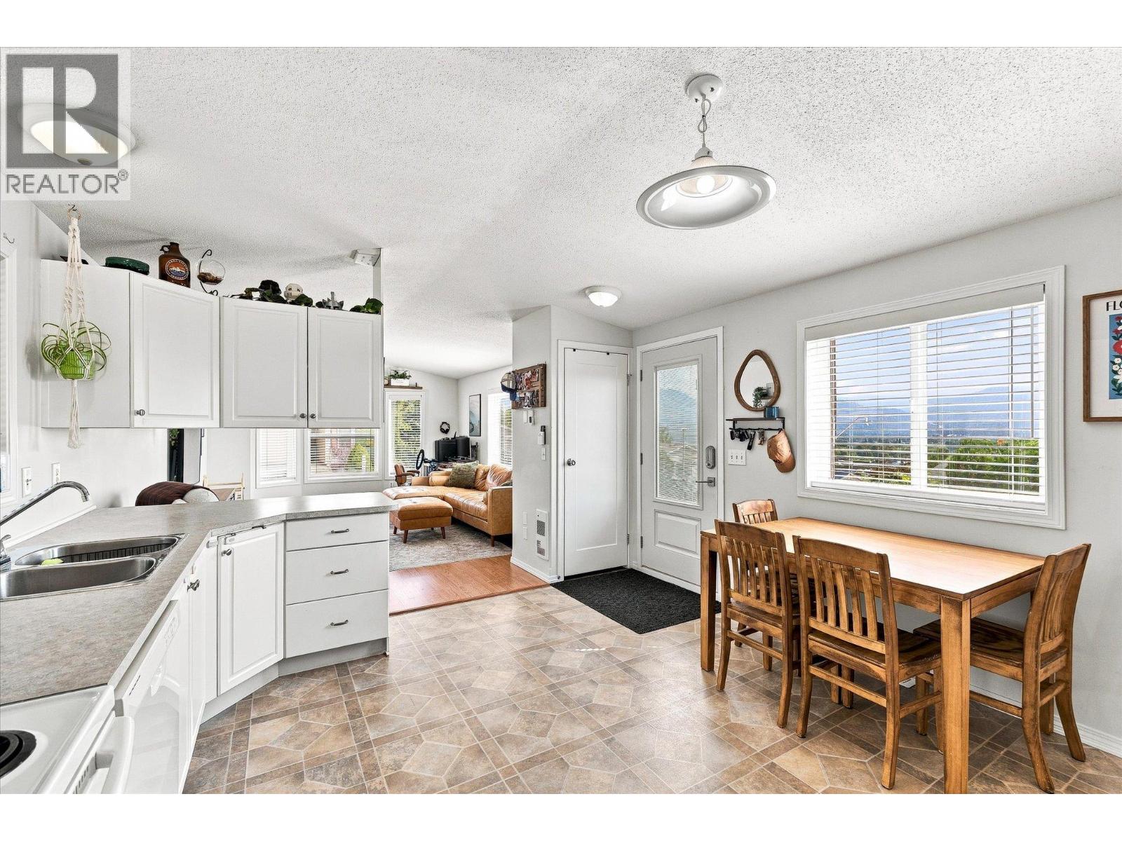 2550 Hollywood Road N Unit# 111, Kelowna, British Columbia  V1V 2S6 - Photo 8 - 10398990