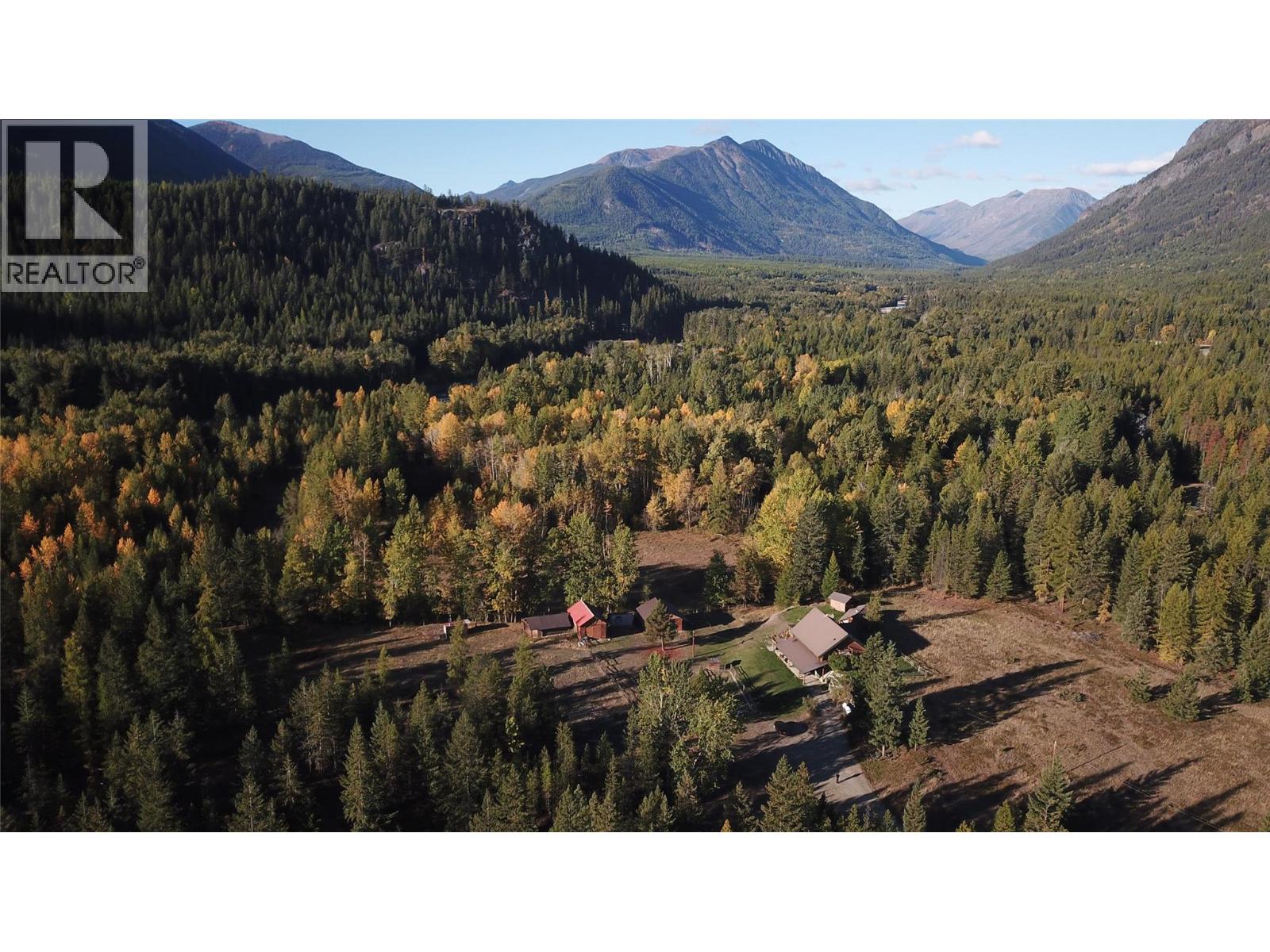 1896 St. Mary Lake Road, Kimberley, British Columbia  V1A 3K4 - Photo 3 - 10398906