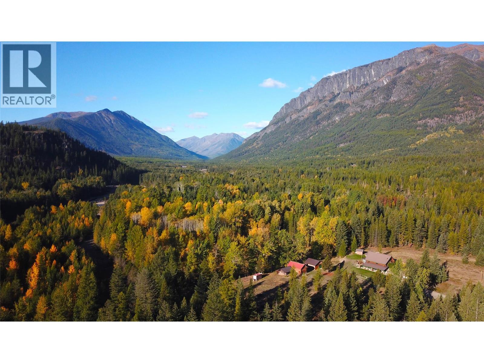 1896 St. Mary Lake Road, Kimberley, British Columbia  V1A 3K4 - Photo 4 - 10398906