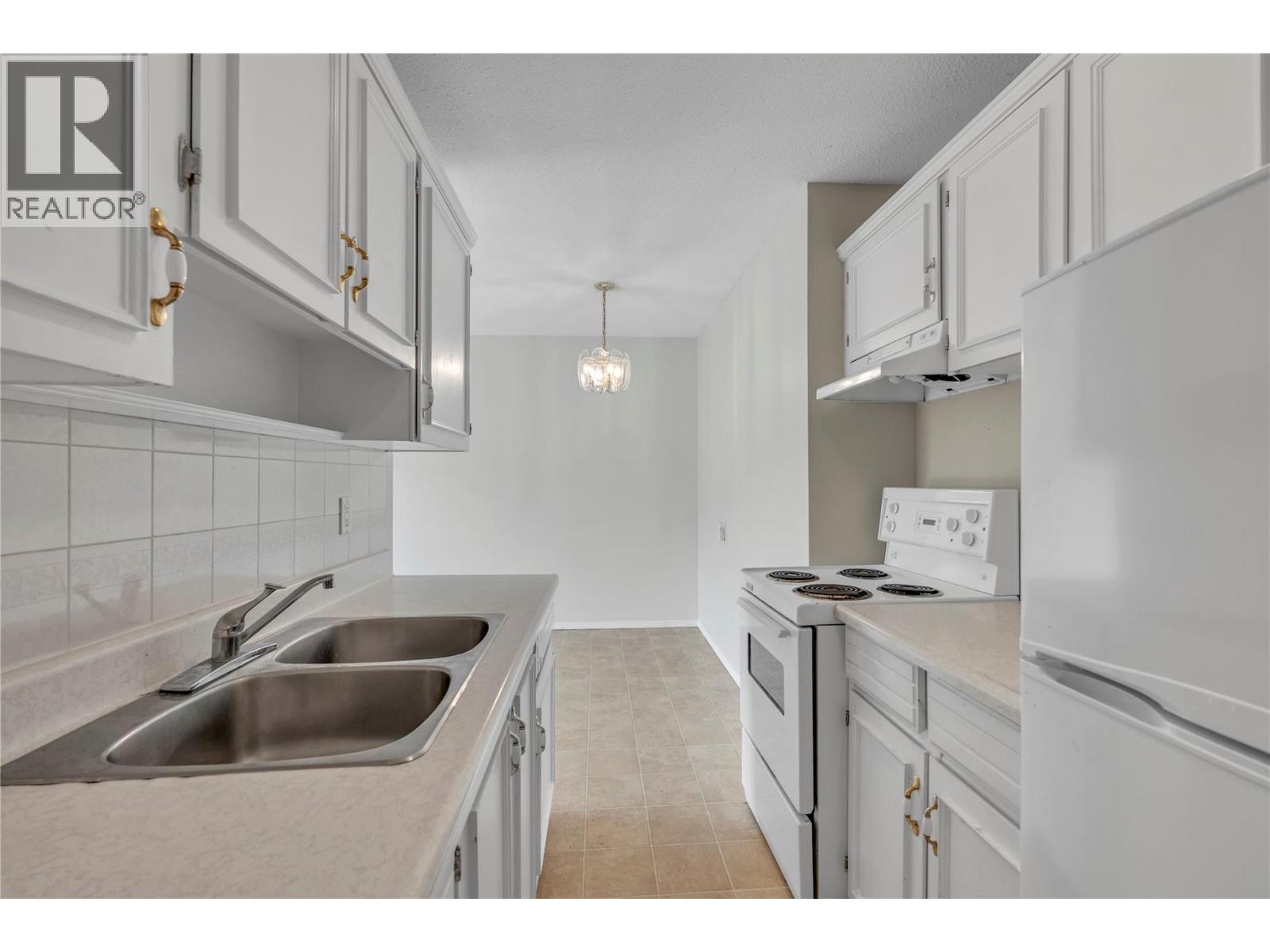 198 Roy Avenue Unit# 208, Penticton, British Columbia  V2A 3M9 - Photo 5 - 10397648