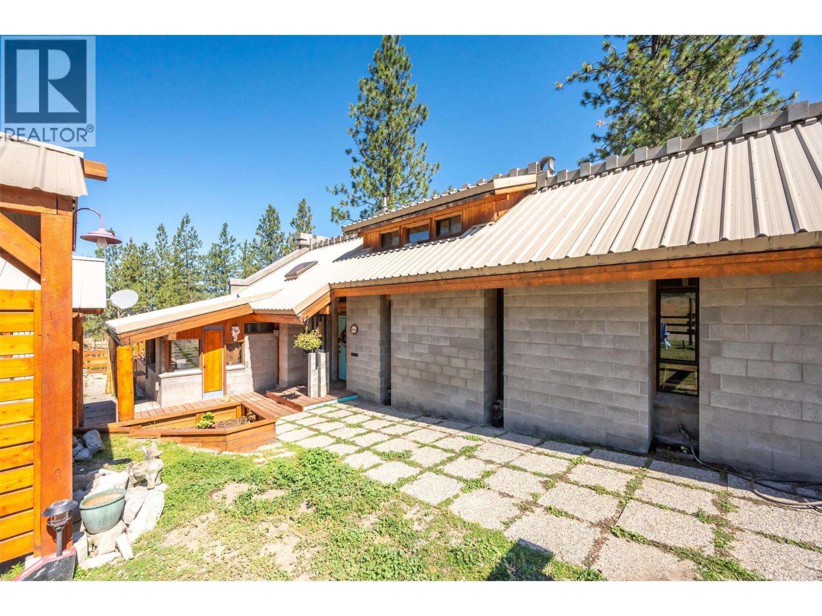 156 Porcupine Place, Oliver, British Columbia  V0H 1T8 - Photo 15 - 10399093