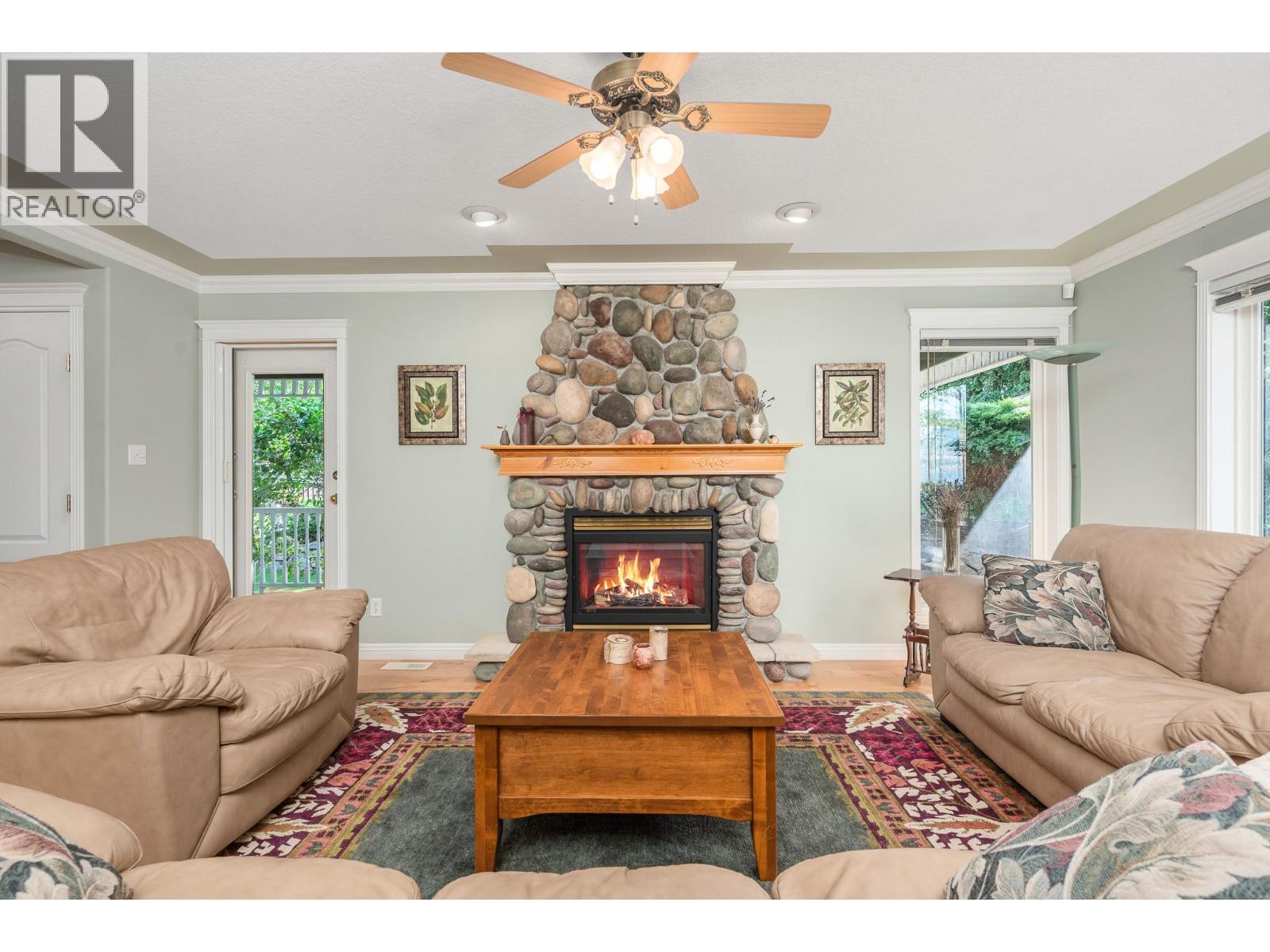 9725 Cameron Road, Vernon, British Columbia  V1H 1K9 - Photo 10 - 10399041