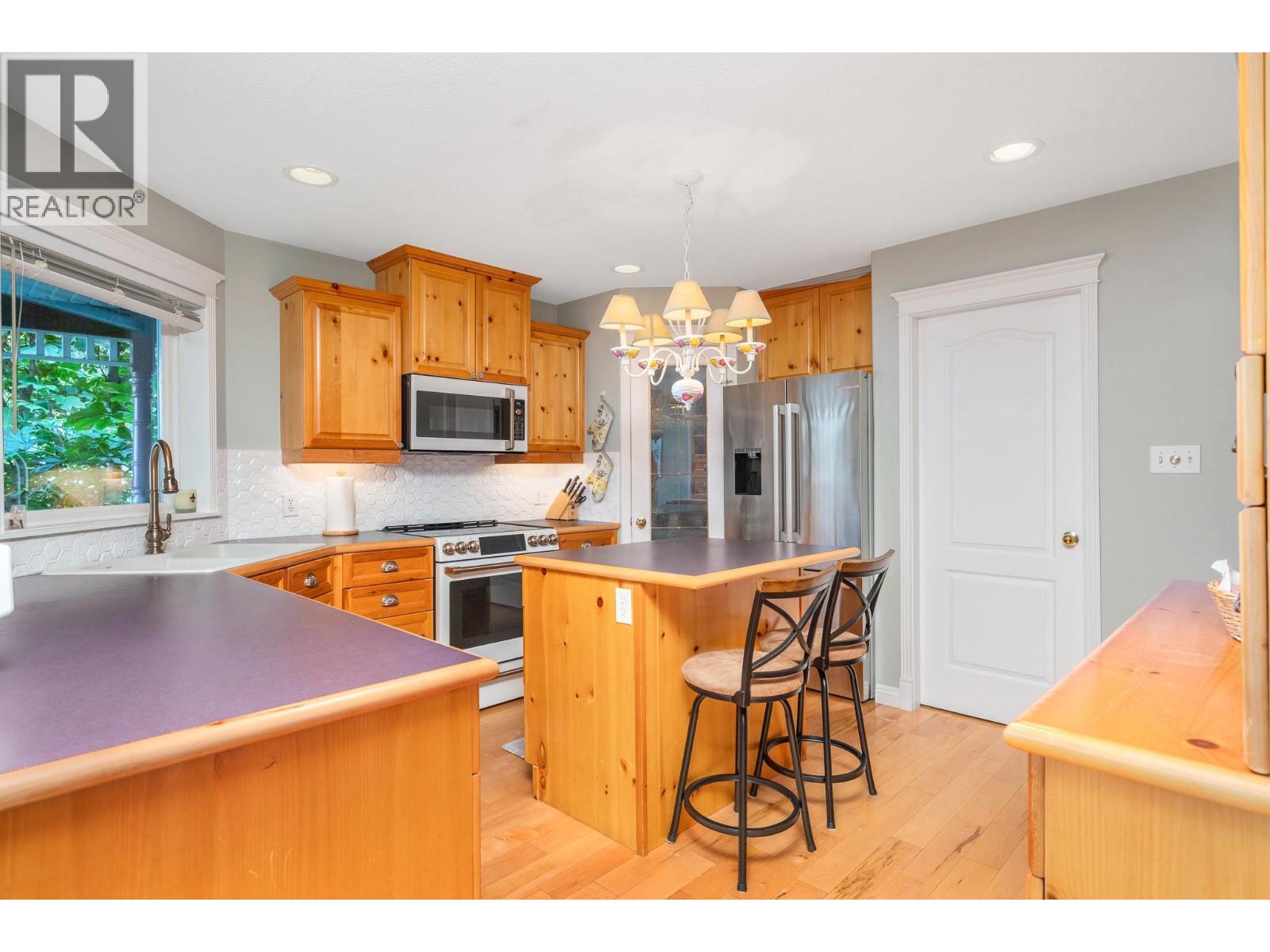 9725 Cameron Road, Vernon, British Columbia  V1H 1K9 - Photo 17 - 10399041