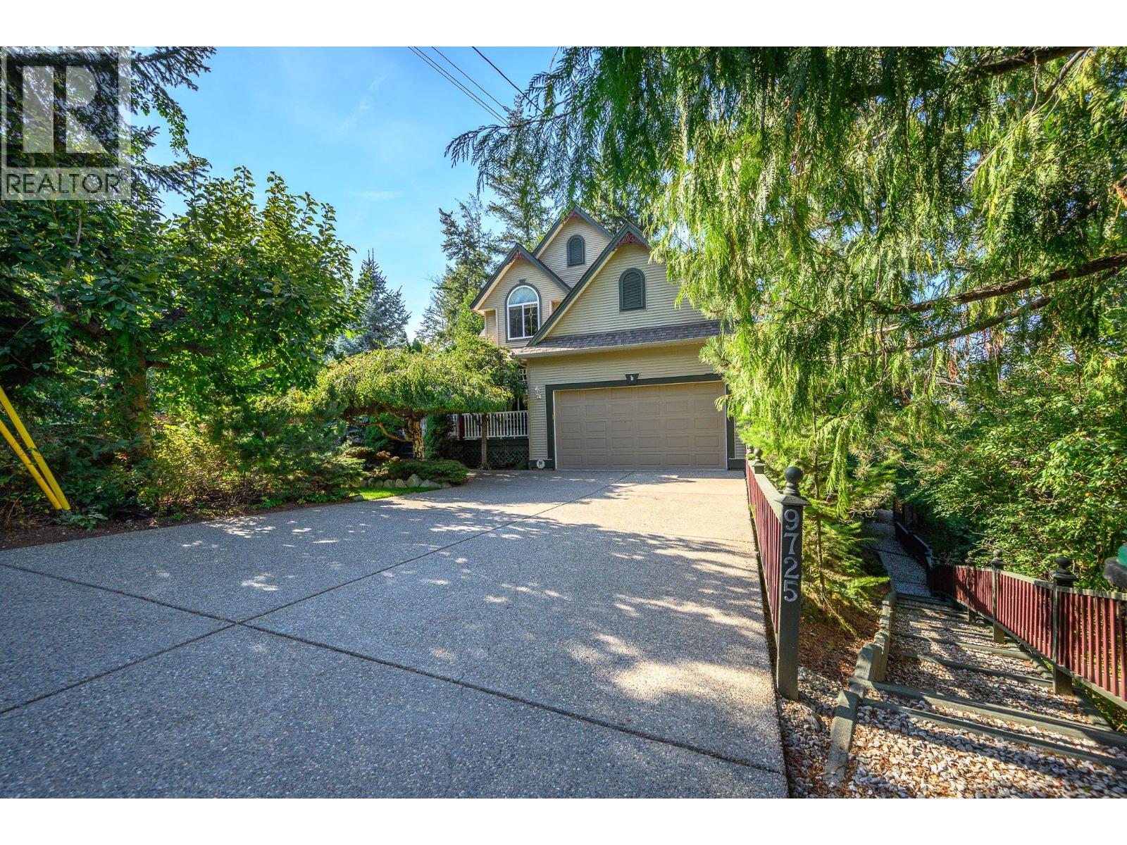 9725 Cameron Road, Vernon, British Columbia  V1H 1K9 - Photo 3 - 10399041