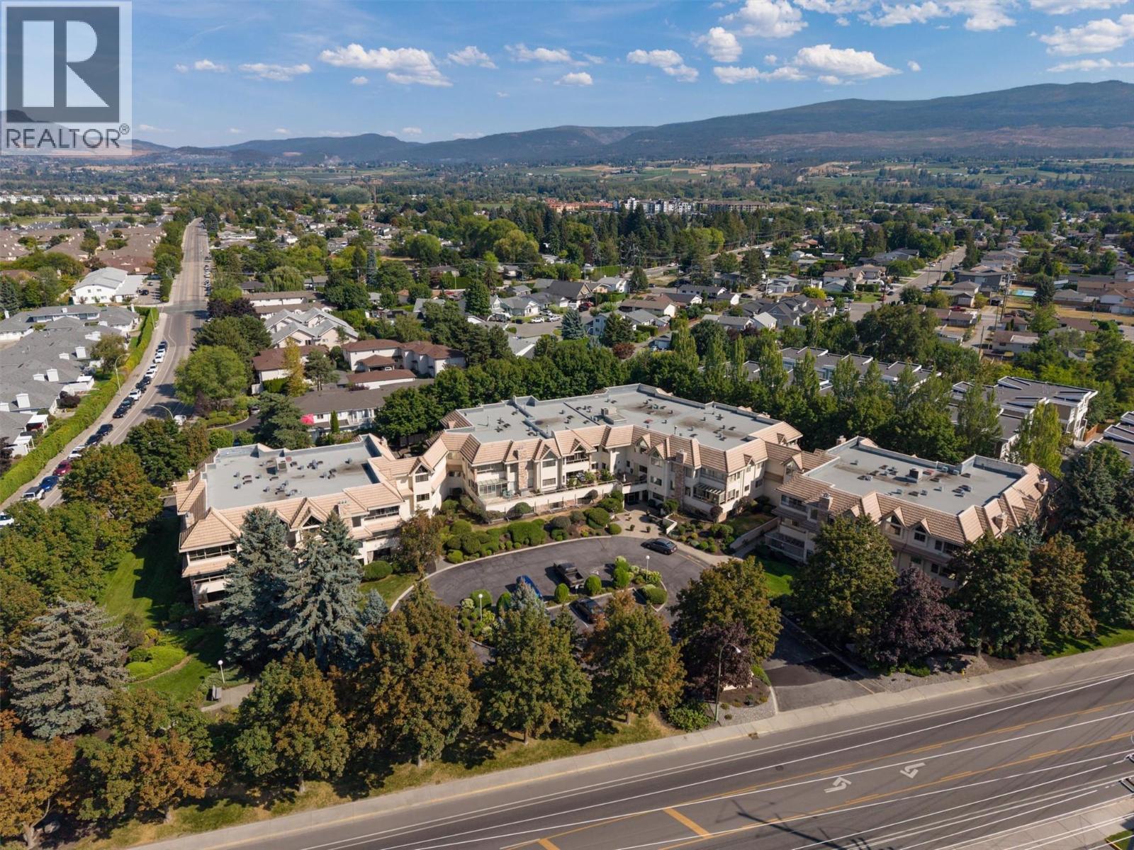 3335 Richter Street Unit# 101, Kelowna, British Columbia  V1W 3Y1 - Photo 1 - 10398404