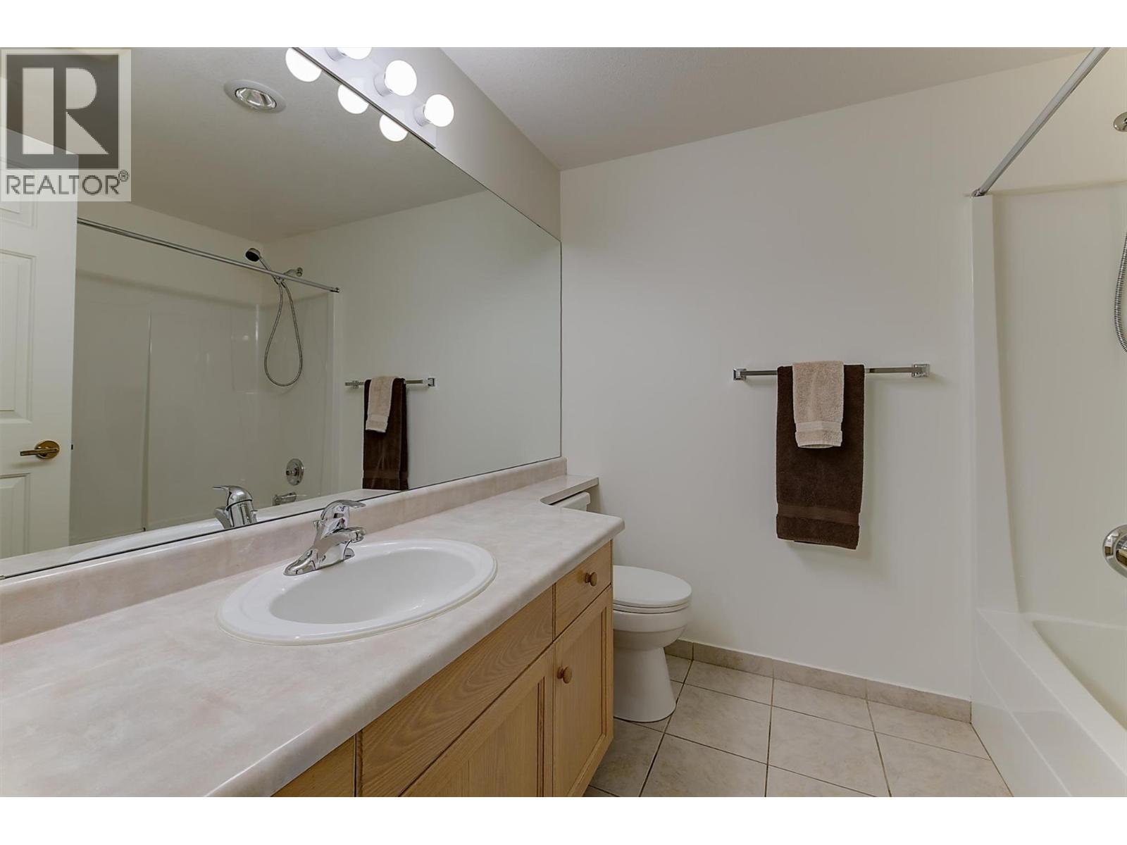 3335 Richter Street Unit# 101, Kelowna, British Columbia  V1W 3Y1 - Photo 28 - 10398404