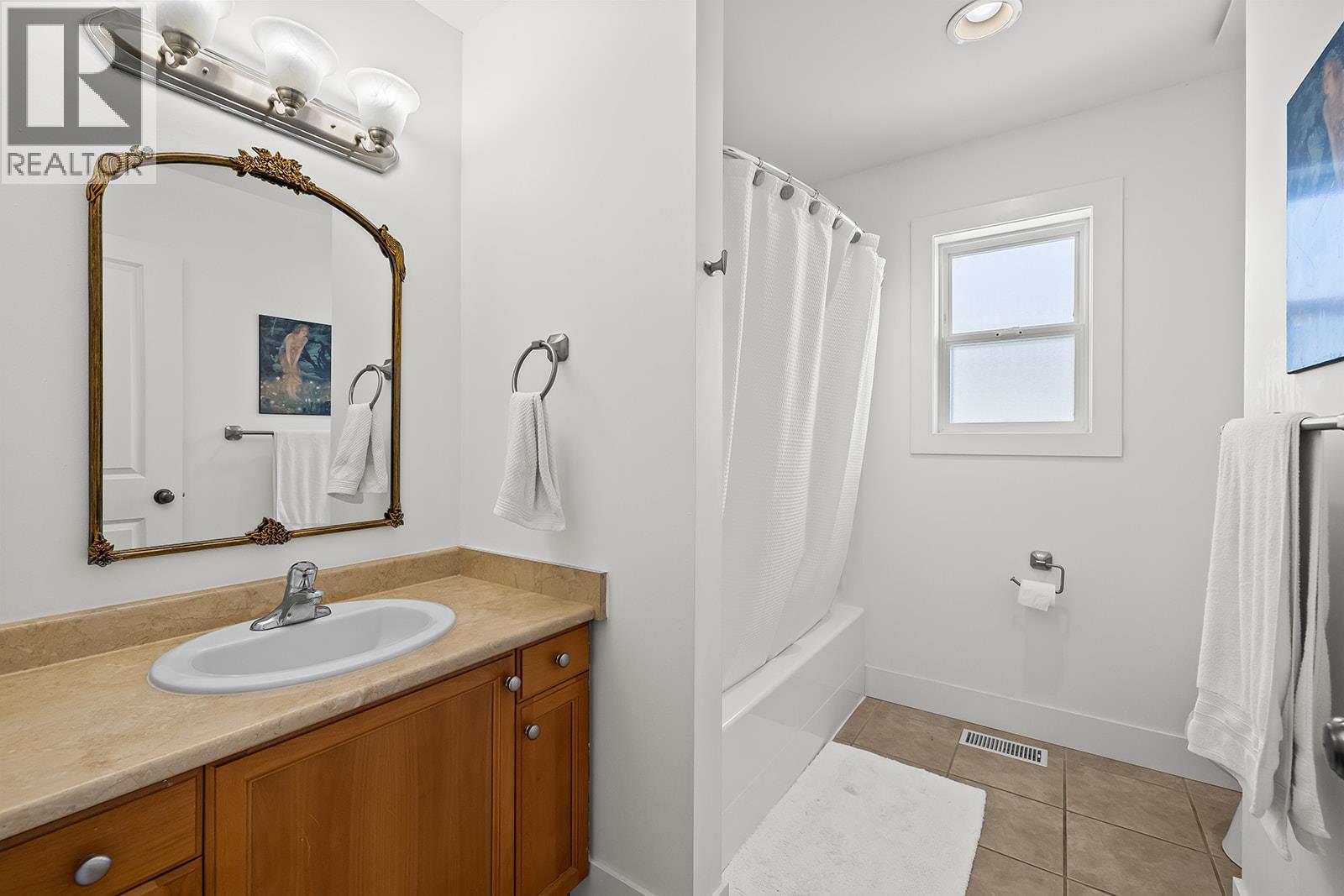 606 South Crest Drive, Kelowna, British Columbia  V1W 4Y6 - Photo 29 - 10398151