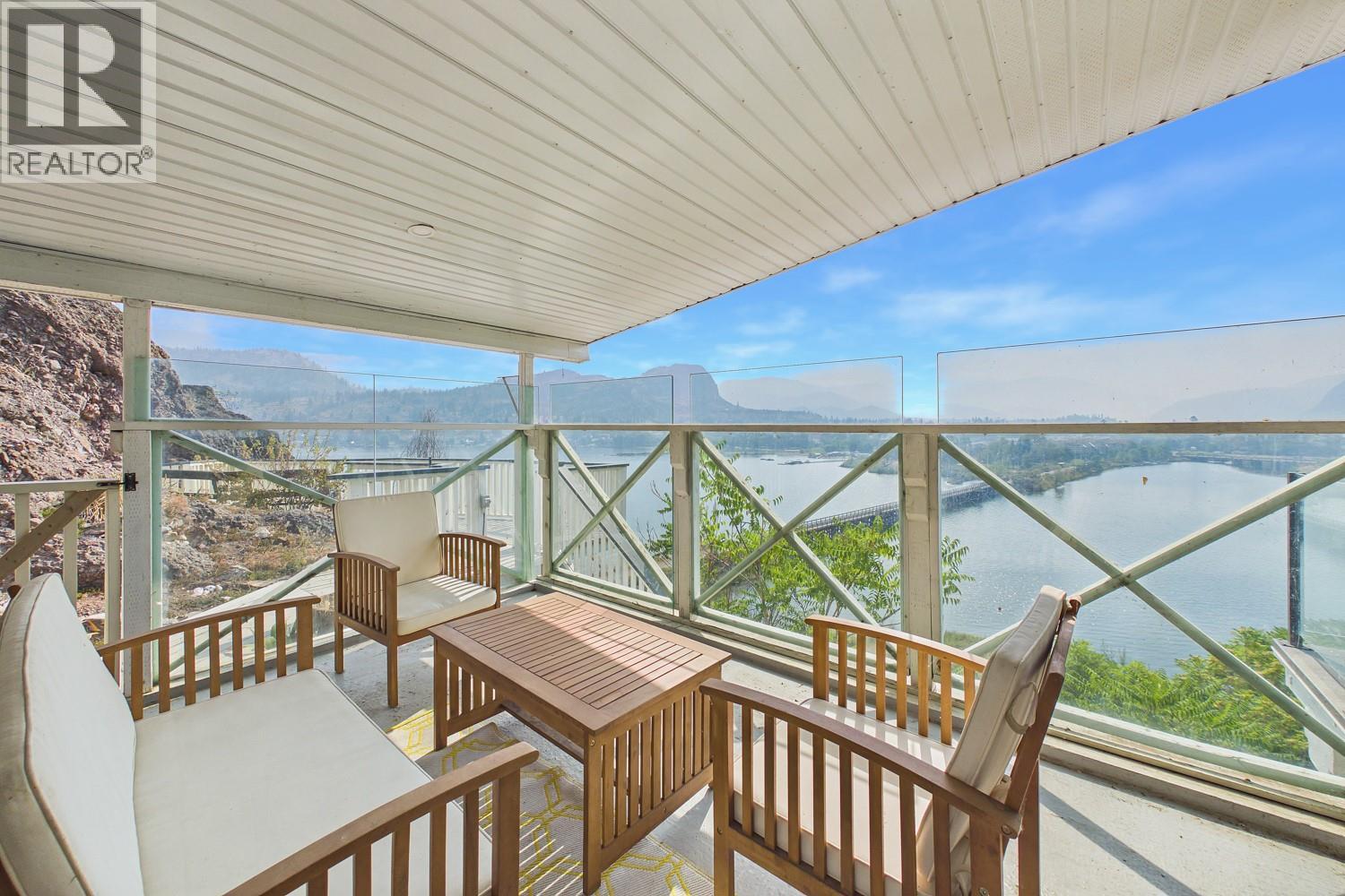 777 Highway 97, Okanagan Falls, British Columbia  V0H 1R0 - Photo 22 - 10399069