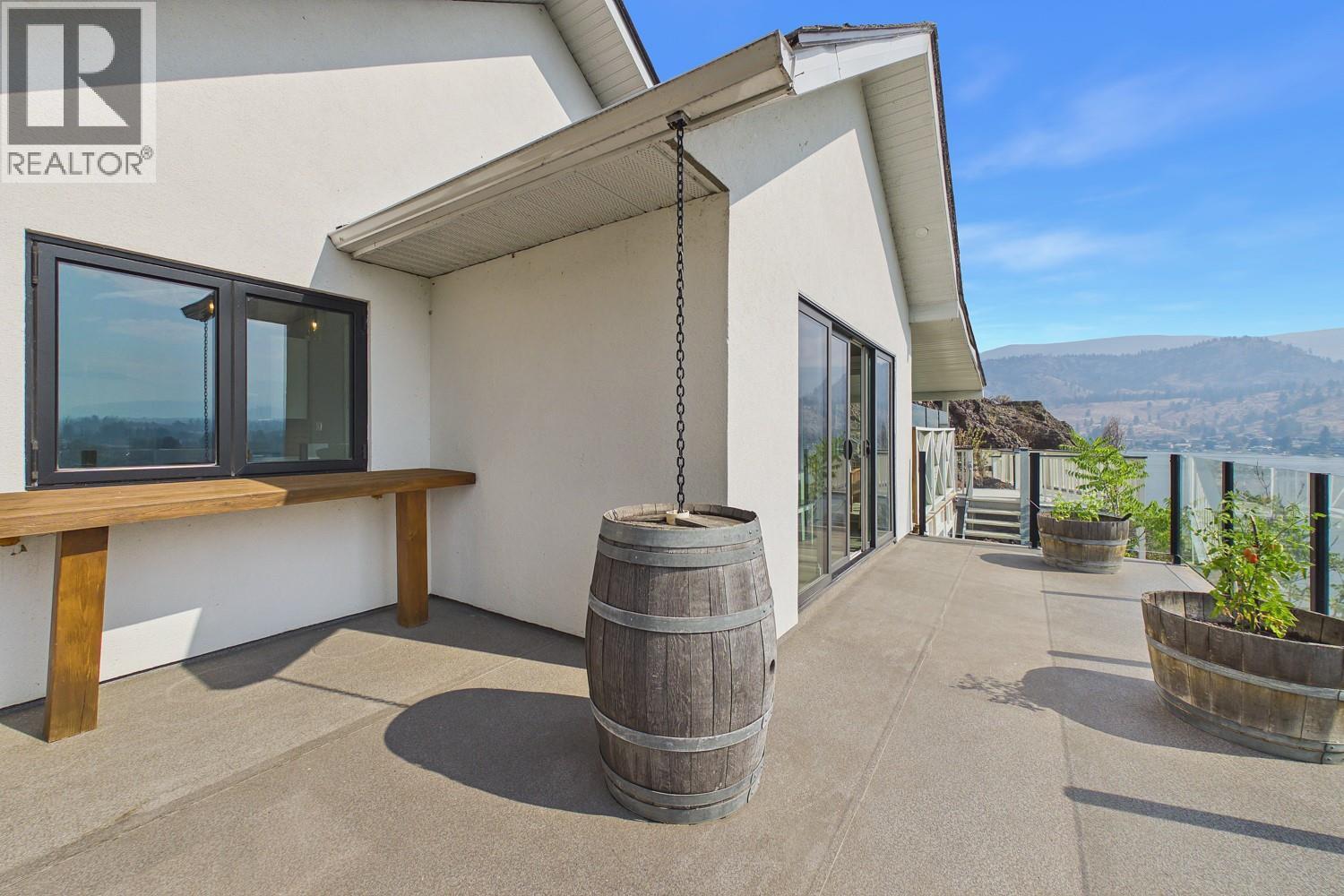 777 Highway 97, Okanagan Falls, British Columbia  V0H 1R0 - Photo 61 - 10399069